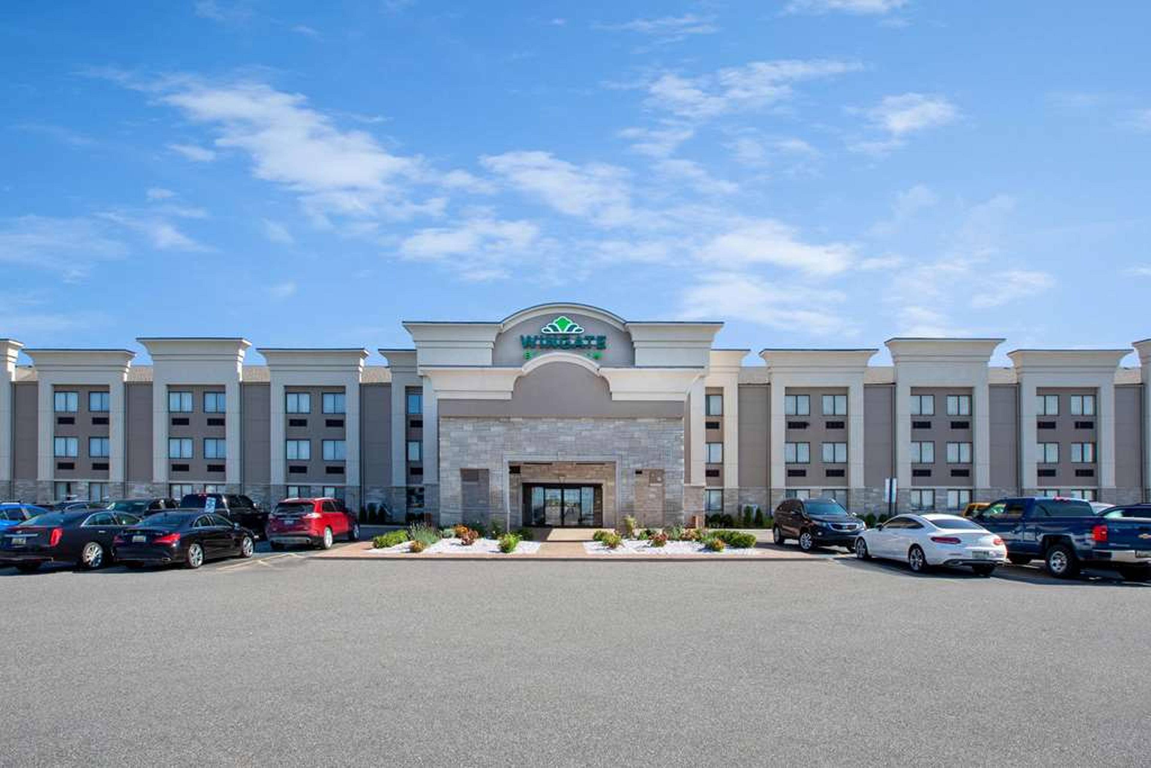 WINGATE BY WYNDHAM DETROIT METRO AI