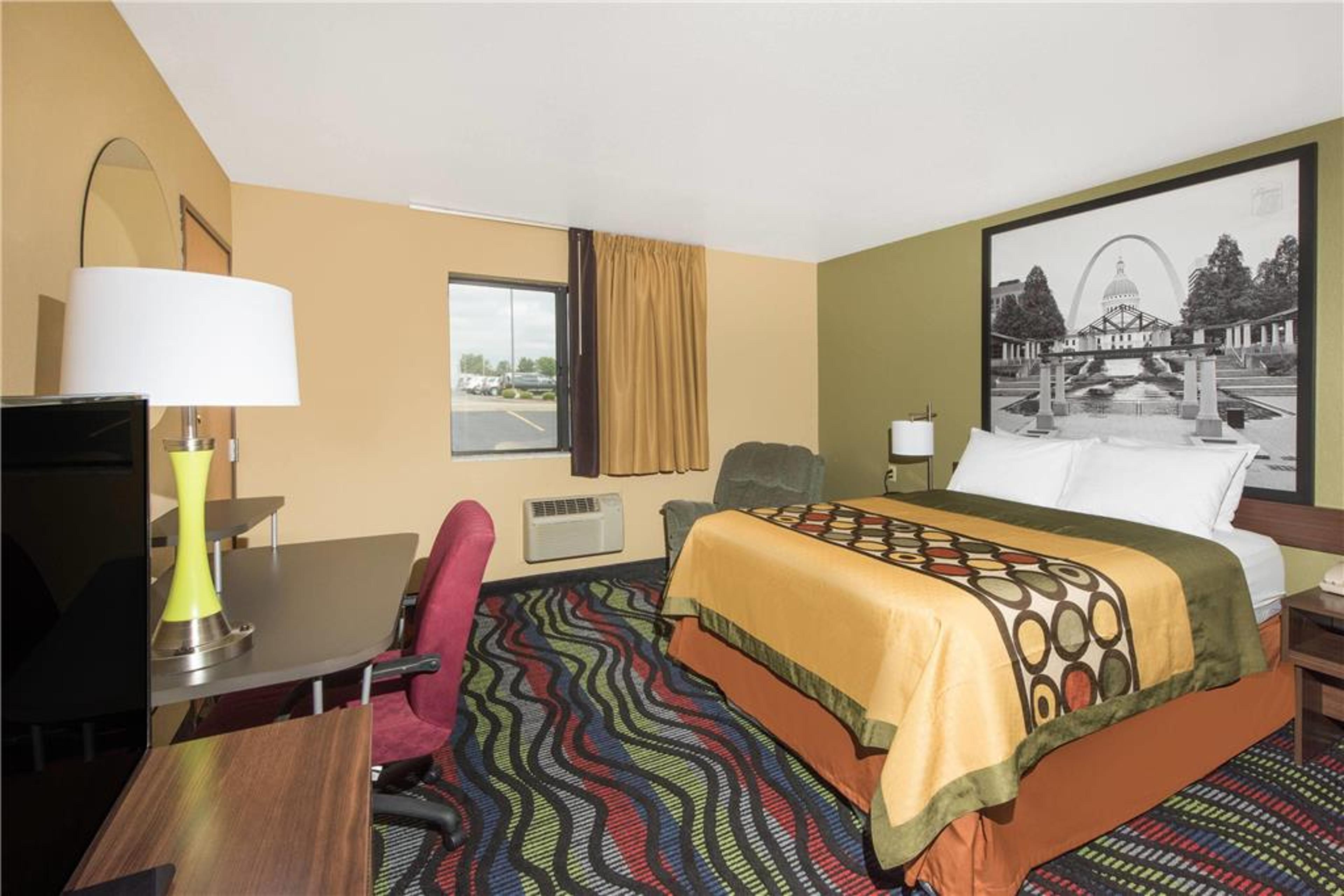 SUPER 8 BY WYNDHAM FARMINGTON