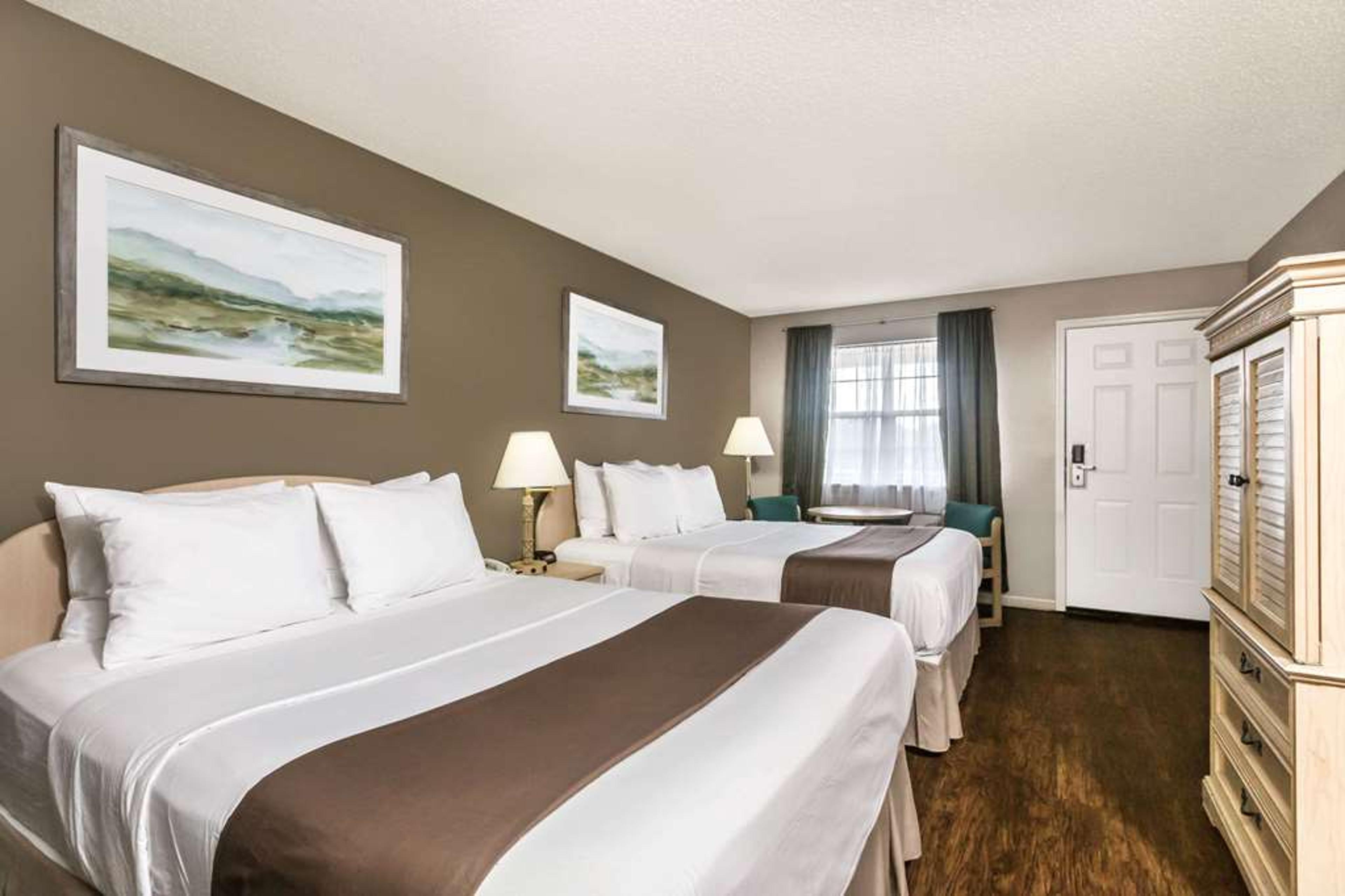 SUPER 8 BY WYNDHAM MADISON
