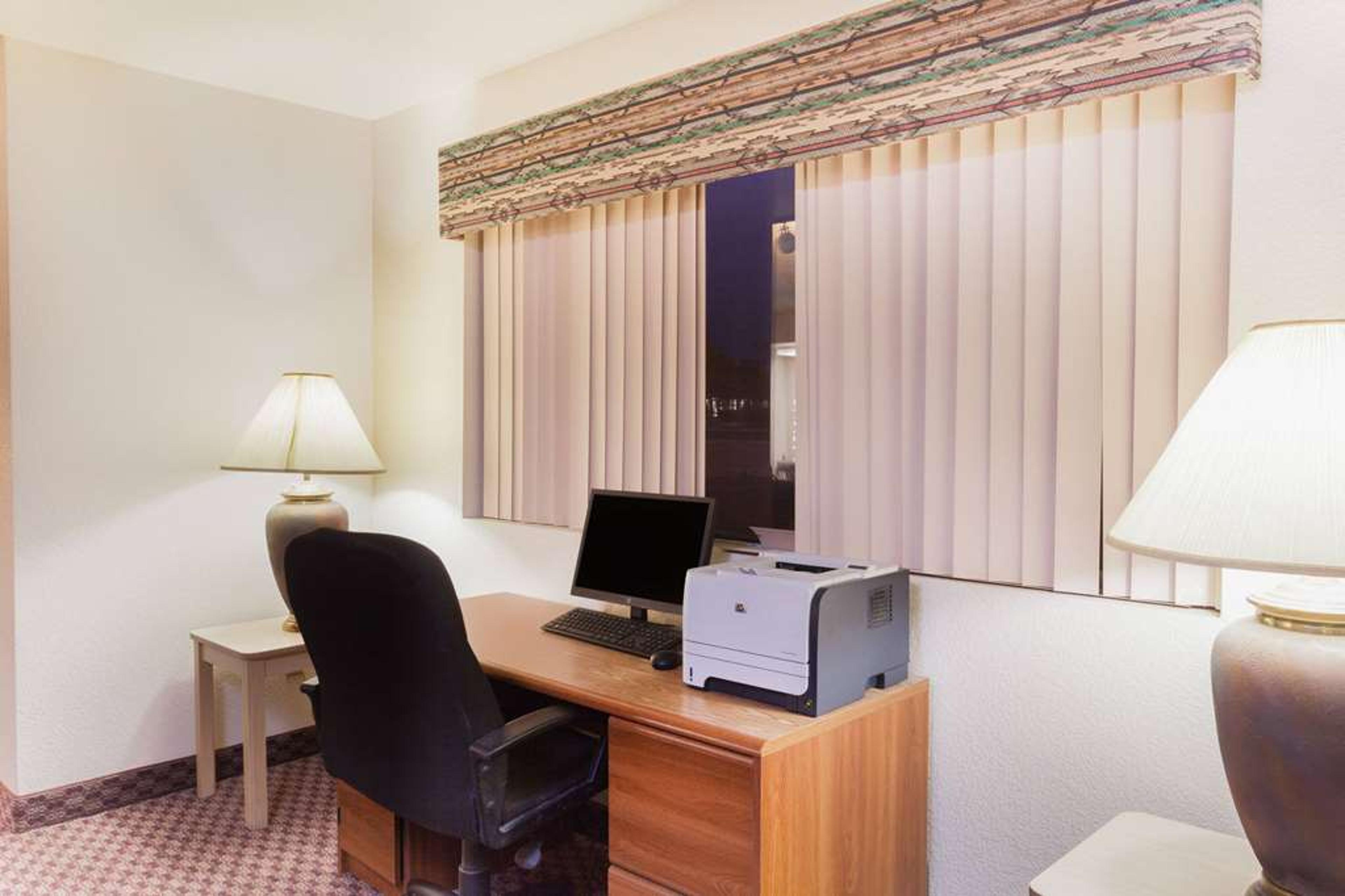 Hotel Photo 5