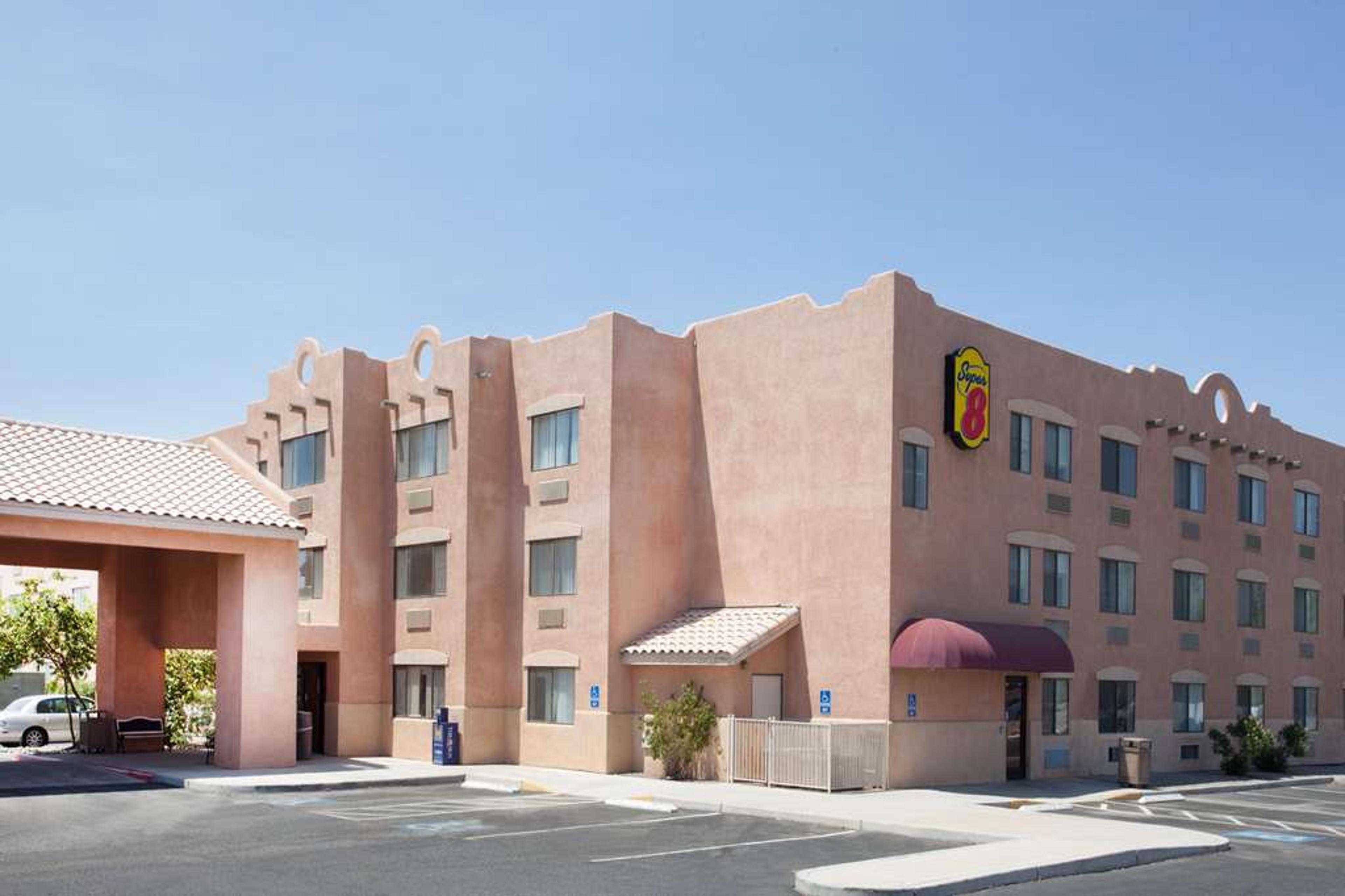 SUPER 8 BY WYNDHAM YUMA
