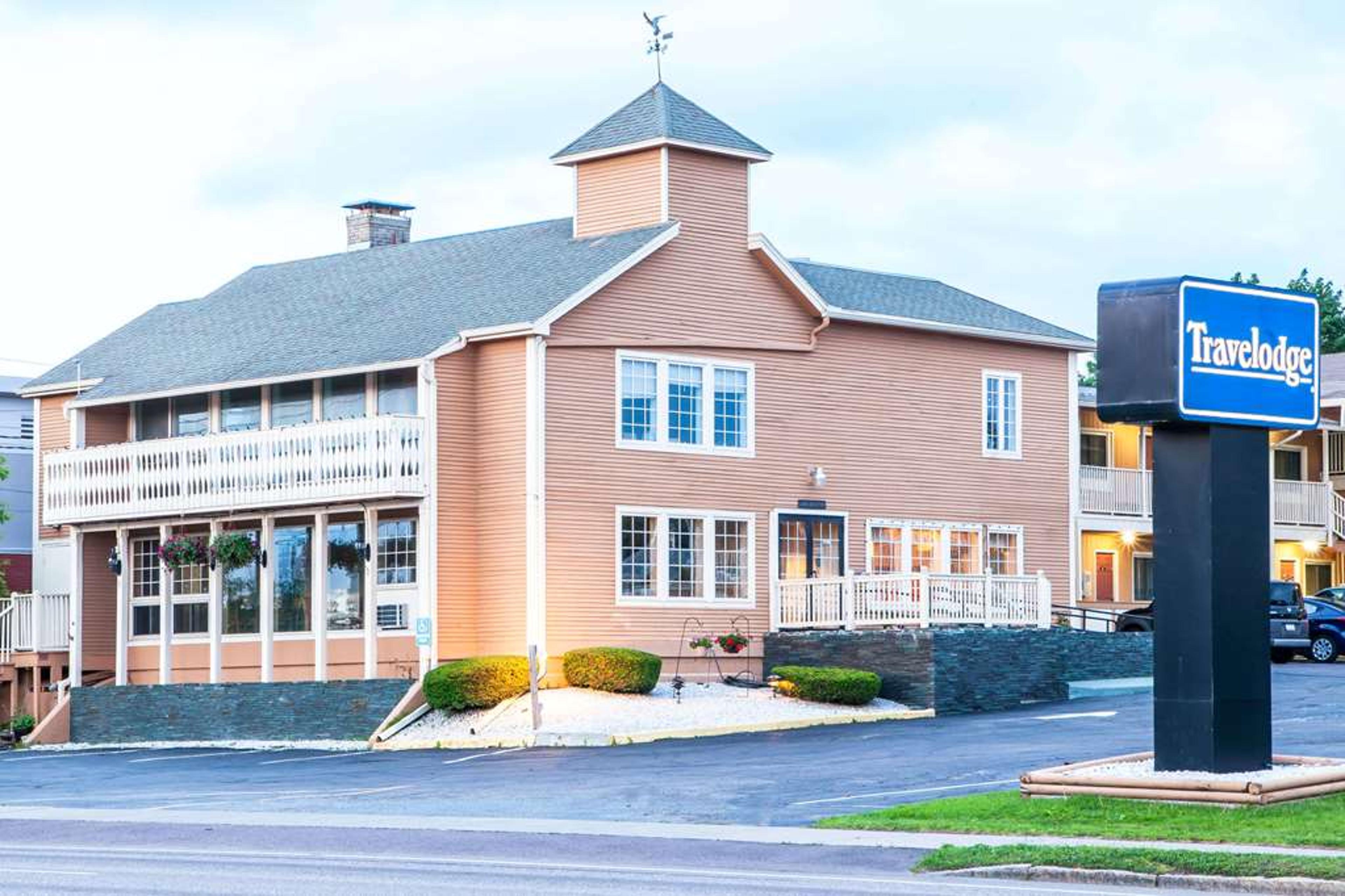 TRAVELODGE BY WYNDHAM, SOUTH BURLIN