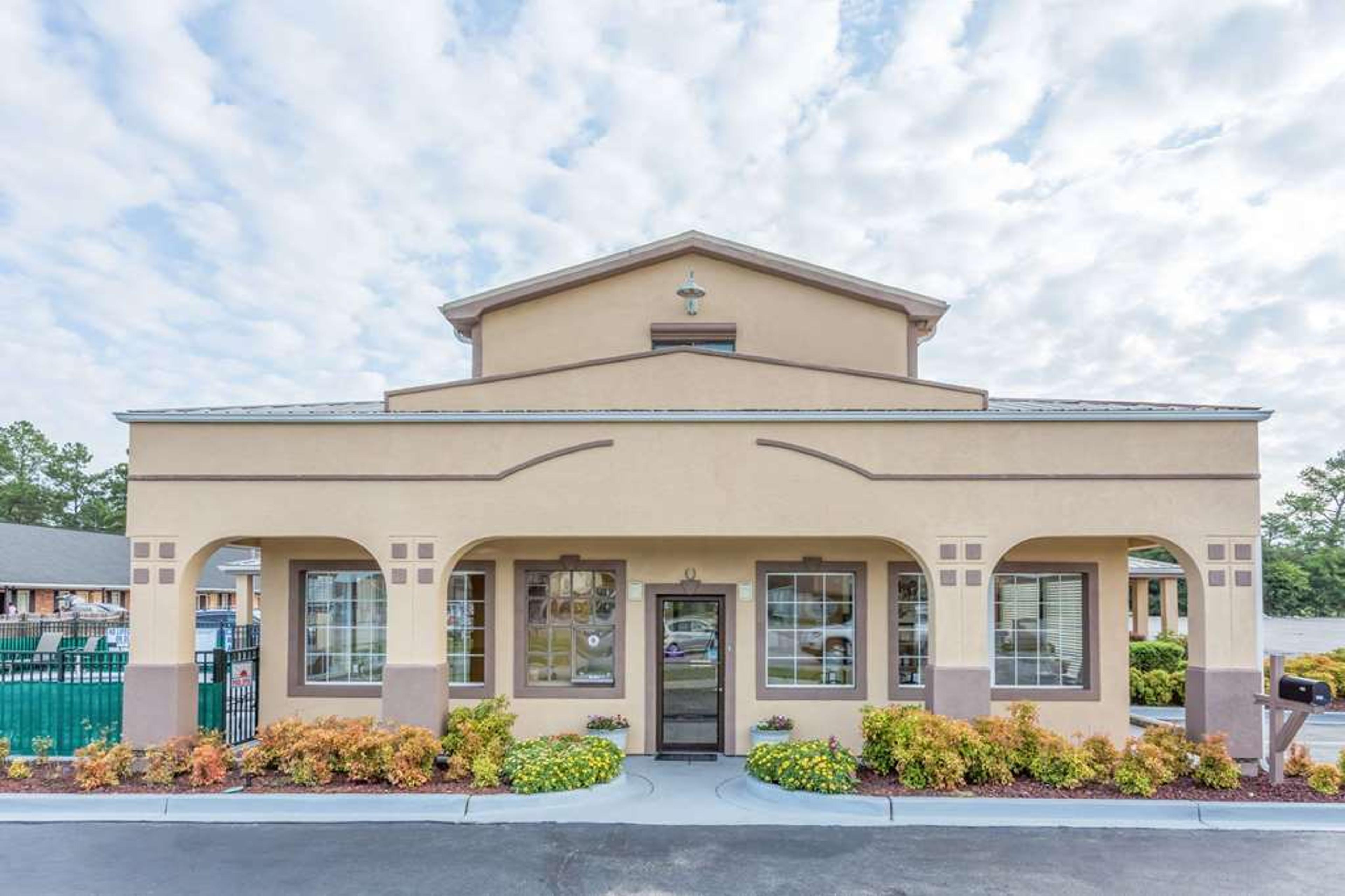 SUPER 8 SANTEE