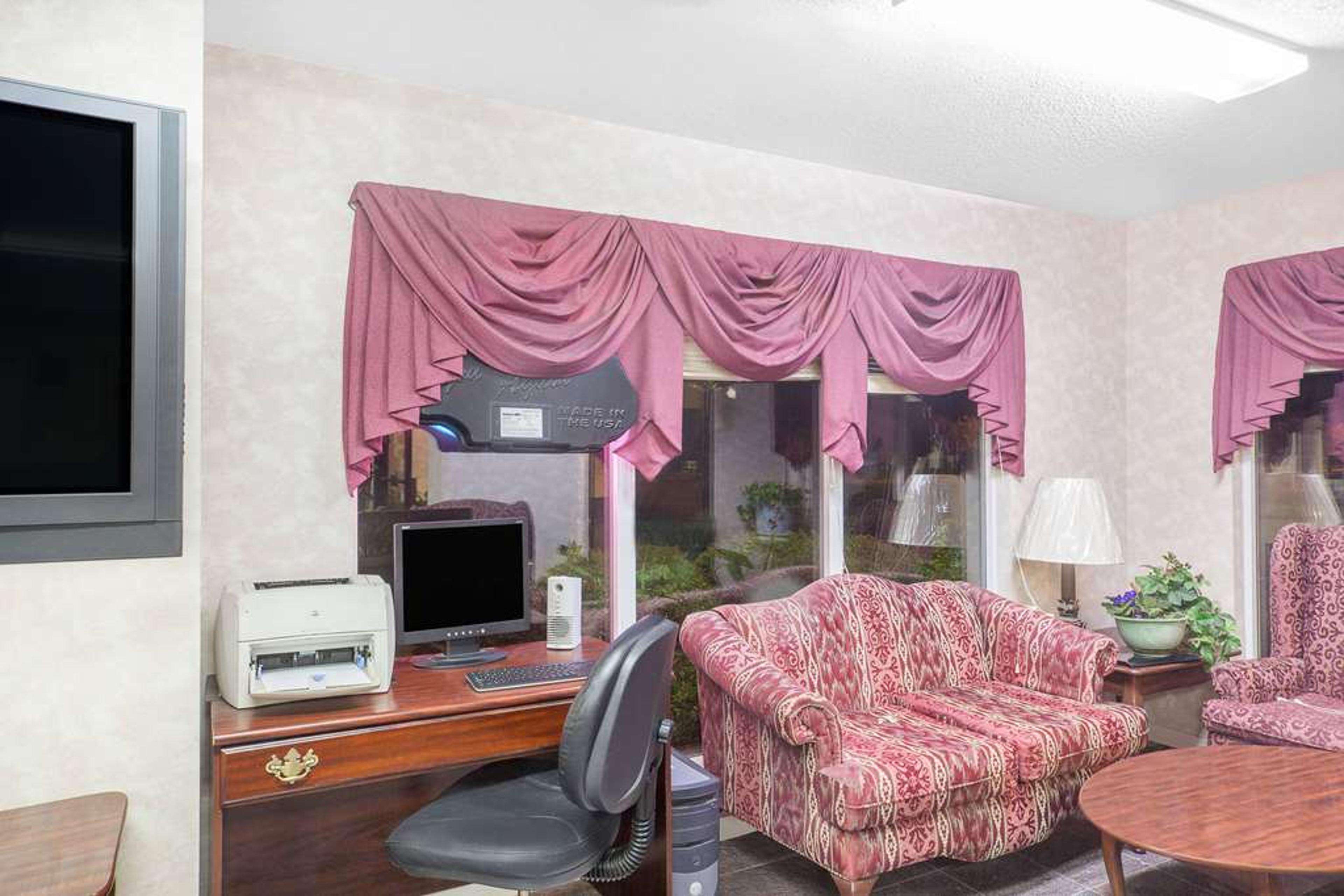Hotel Photo 4