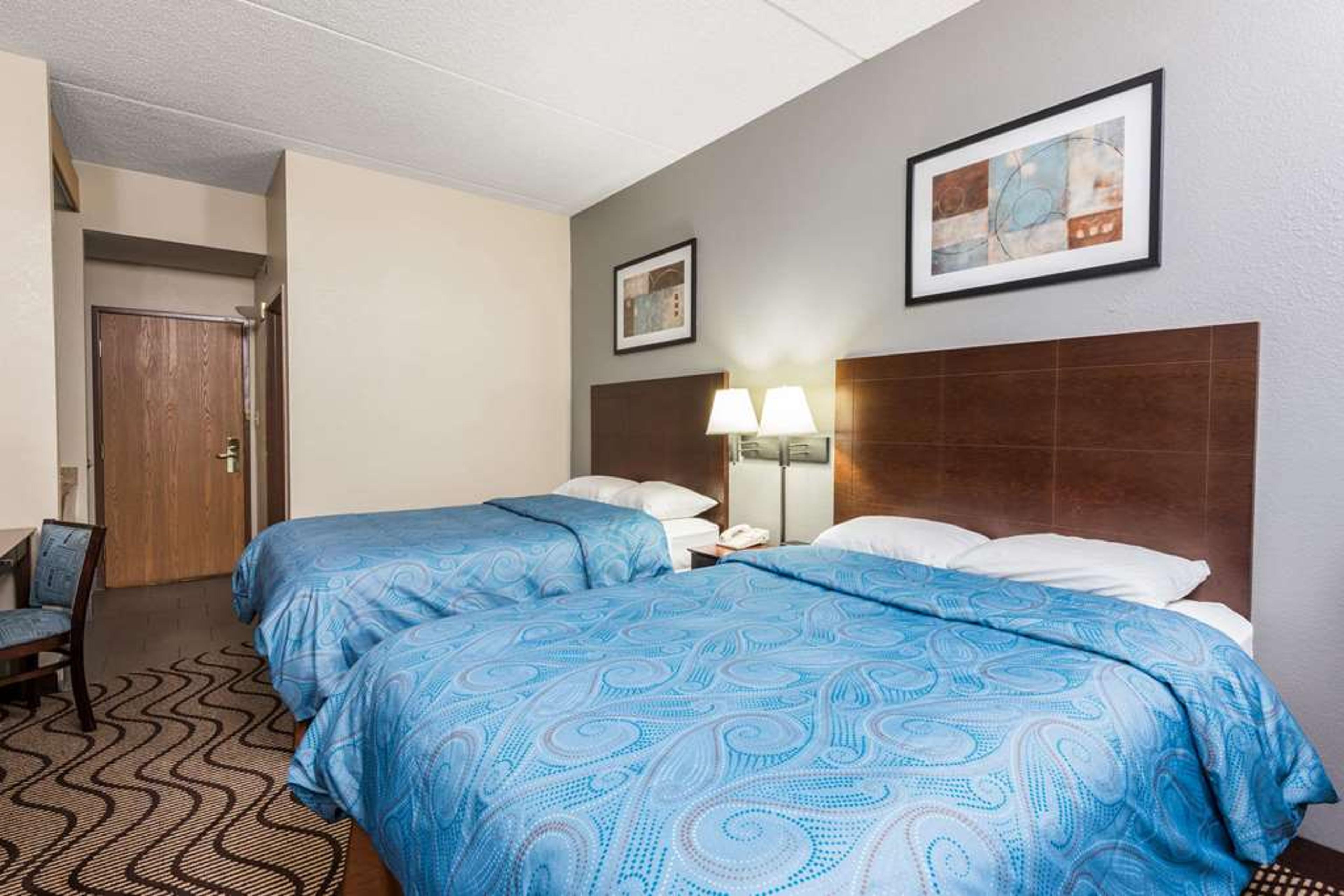 SUPER 8 BY WYNDHAM MARS/CRANBERRY/P