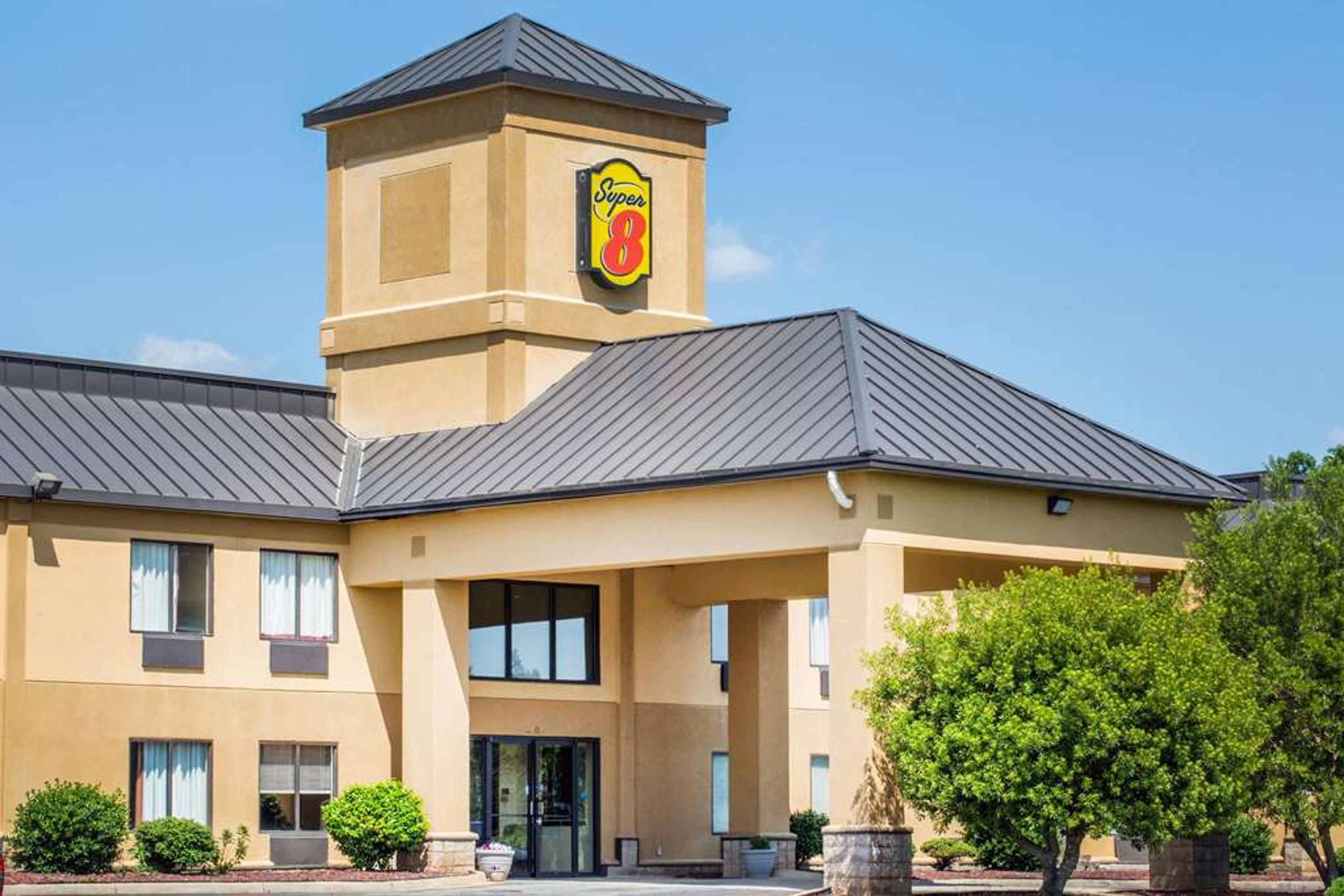 SUPER 8 BY WYNDHAM PIEDMONT GREENVI