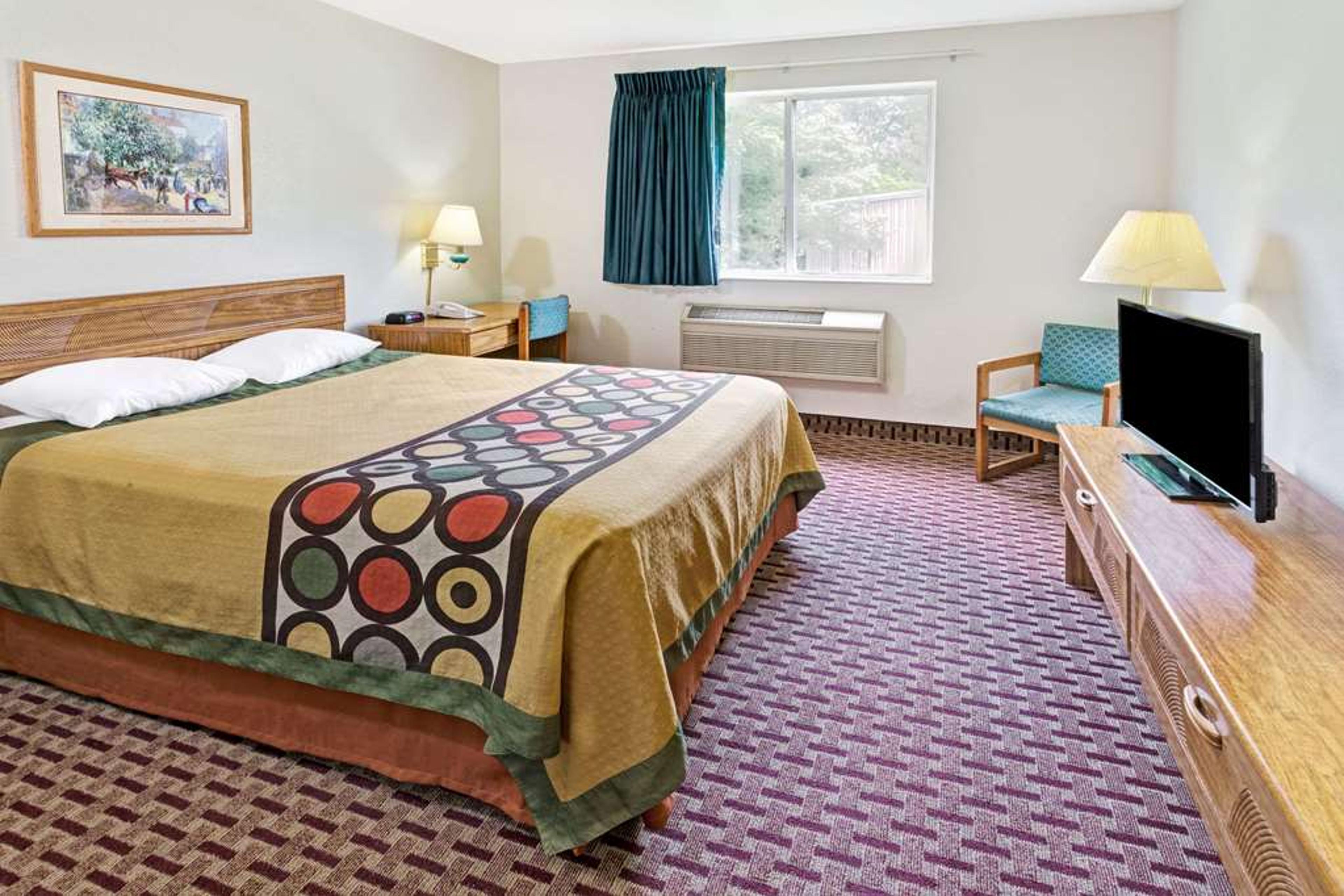 SUPER 8 BY WYNDHAM CANONSBURG/PITTS