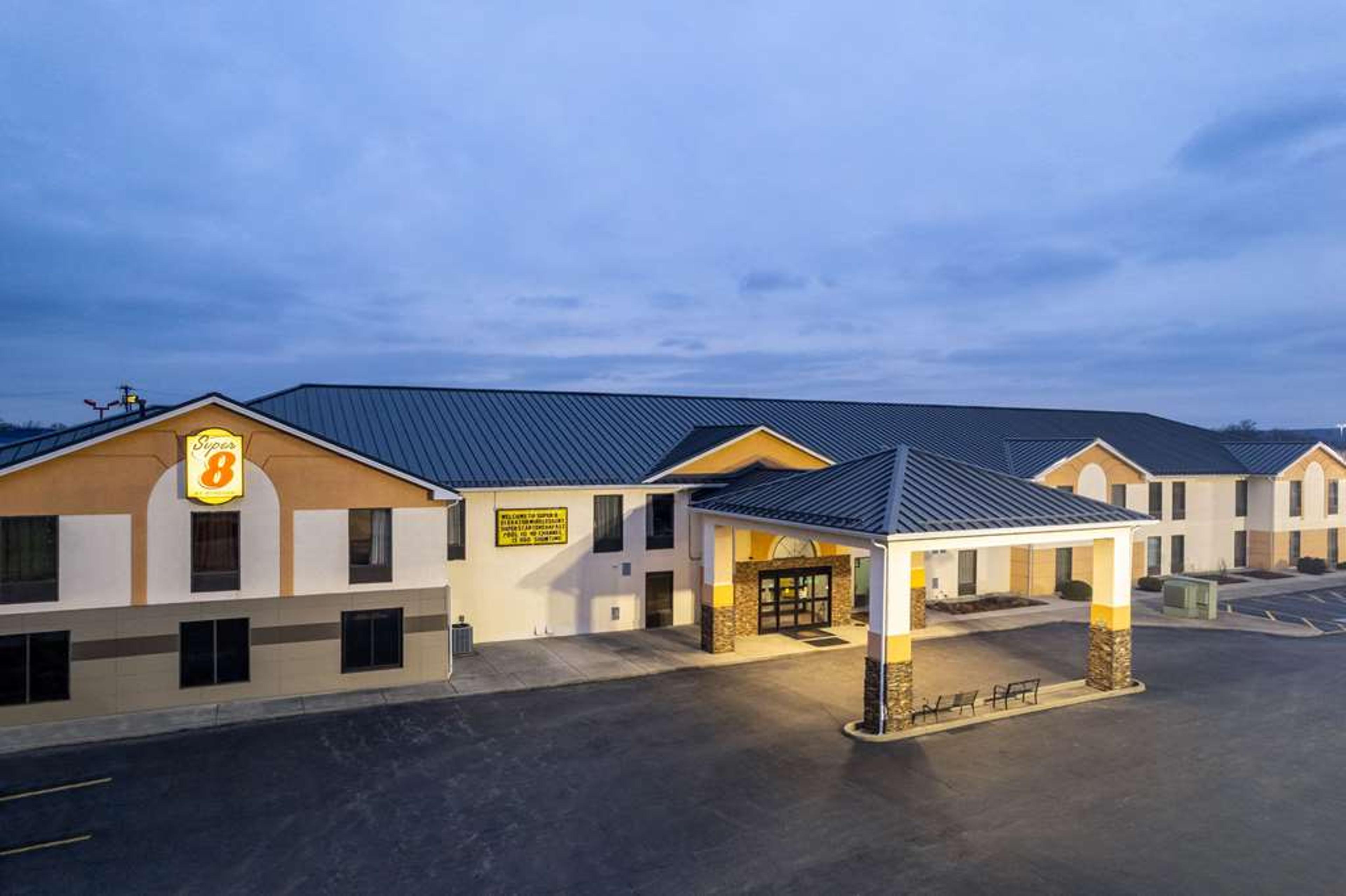 SUPER 8 BY WYNDHAM SHEPHERDSVILLE