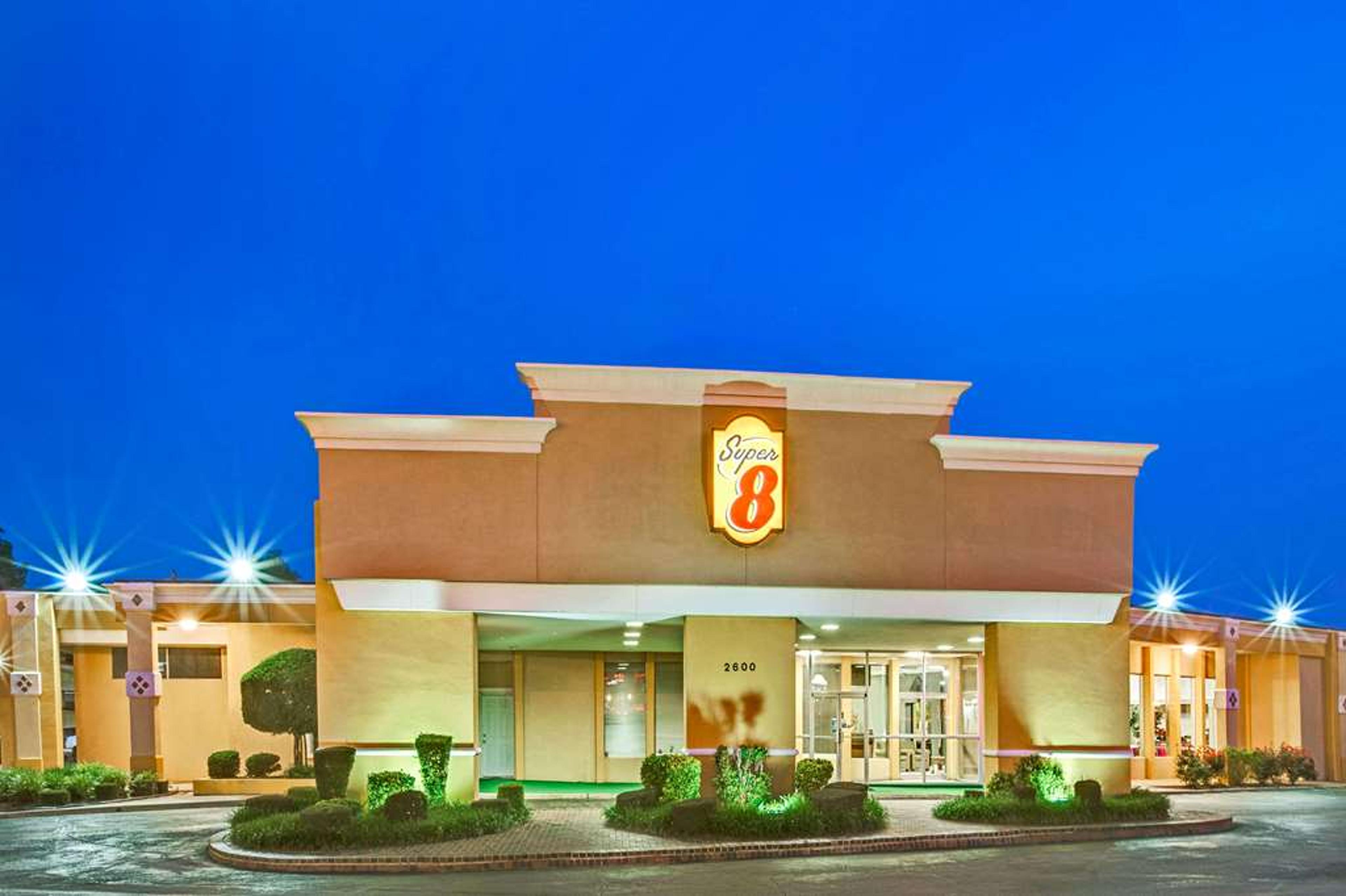 SUPER 8 BY WYNDHAM NORMAN