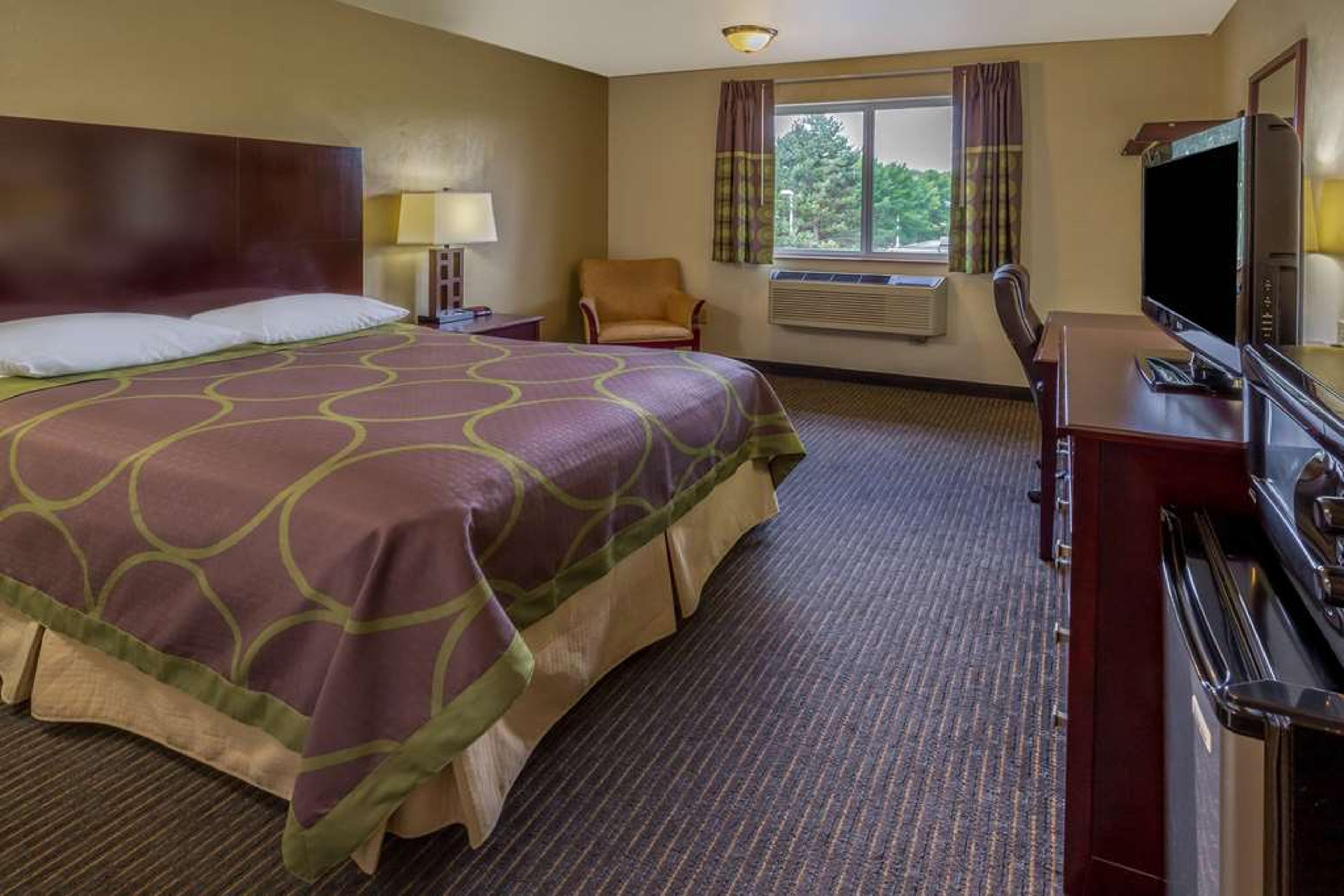 SUPER 8 WOODBURN OR