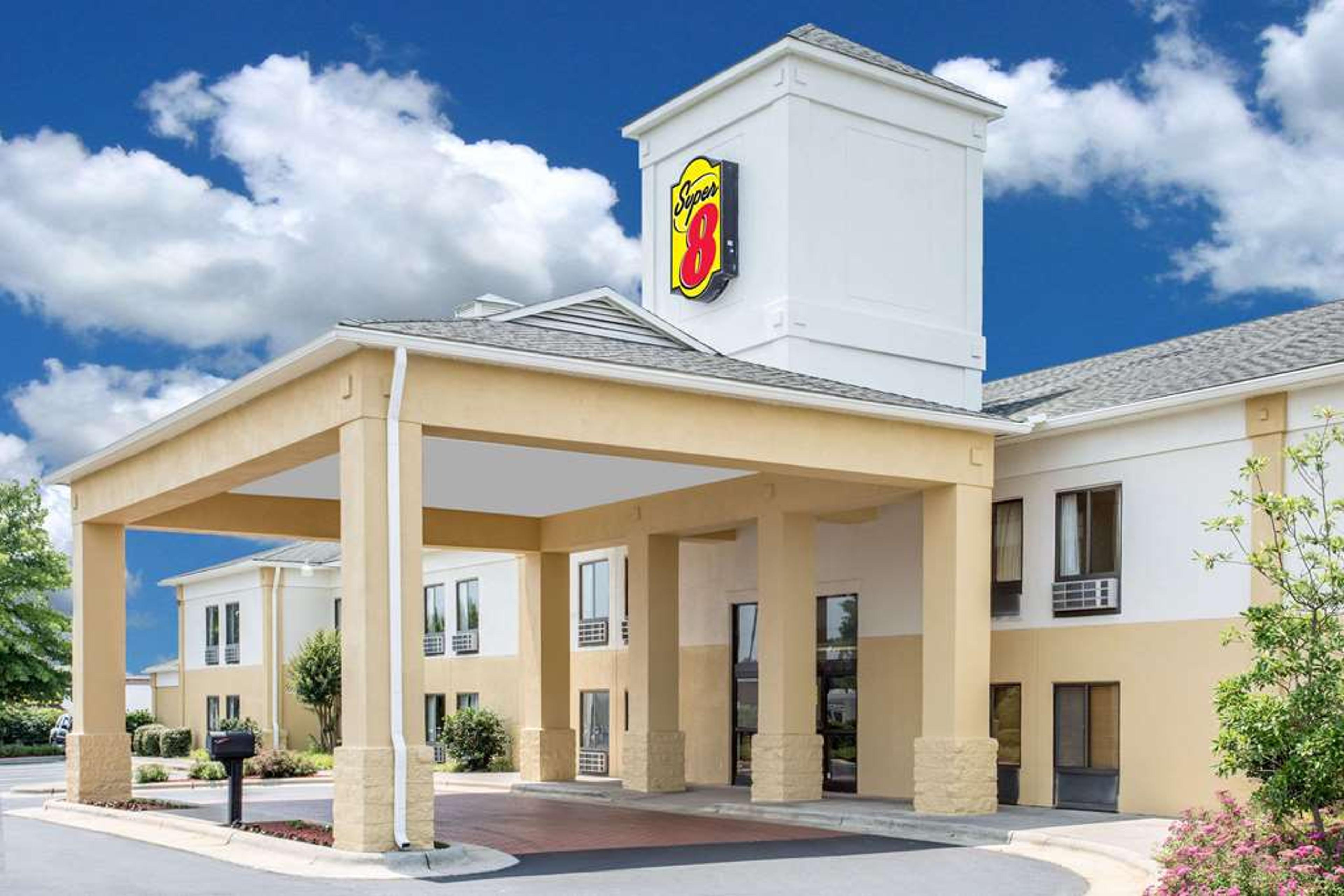 SUPER 8 BY WYNDHAM CLEMMONS/WINSTON