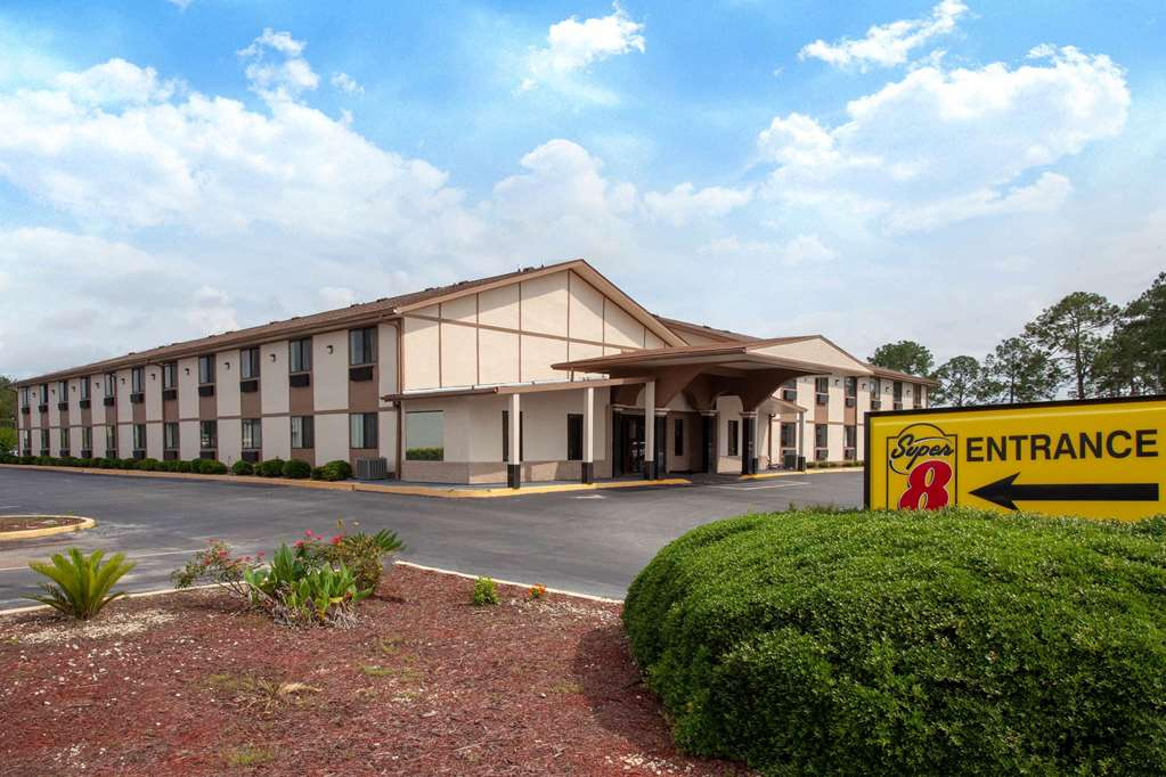 SUPER 8 BY WYNDHAM WAYCROSS GA