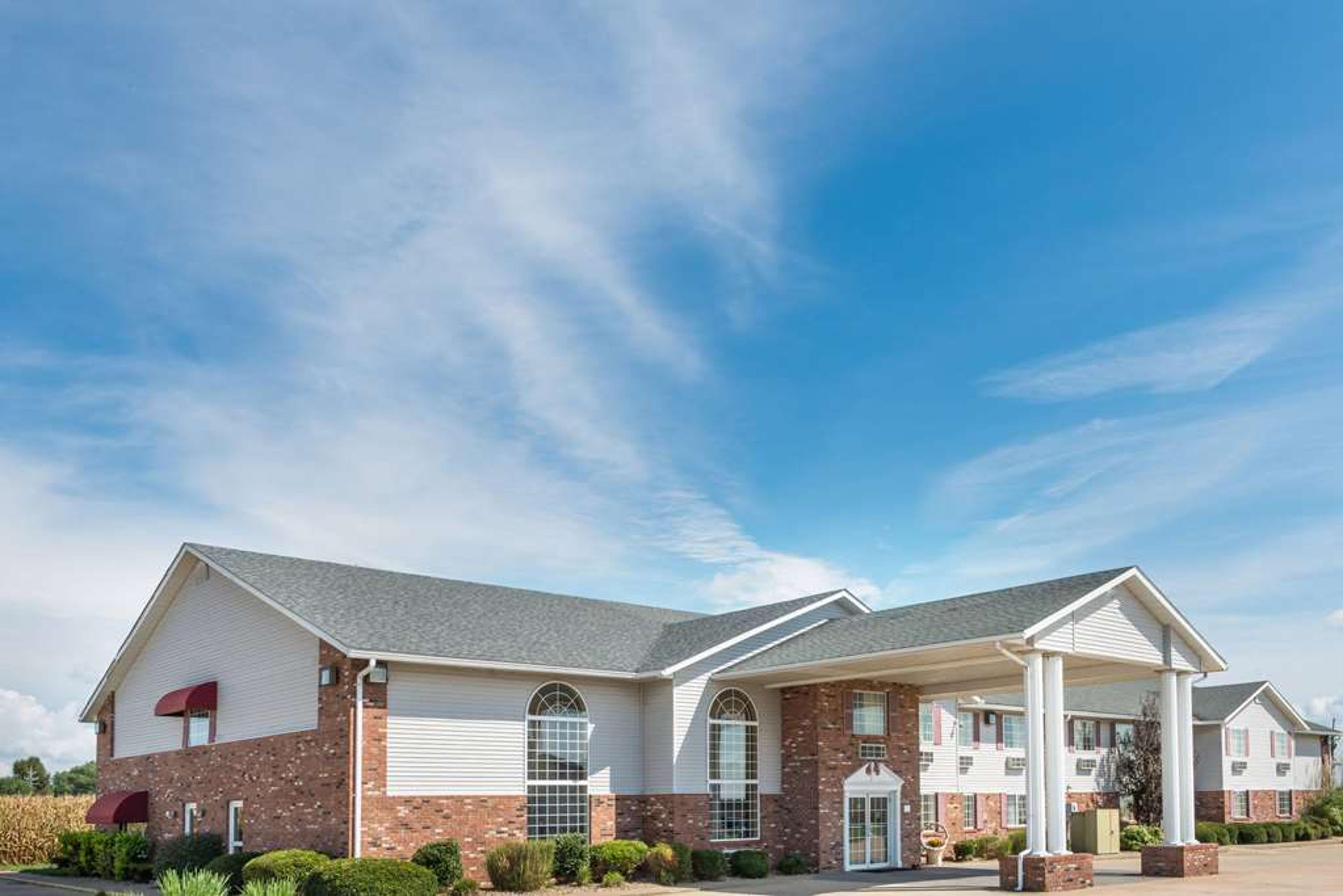 SUPER 8 BY WYNDHAM JERSEYVILLE