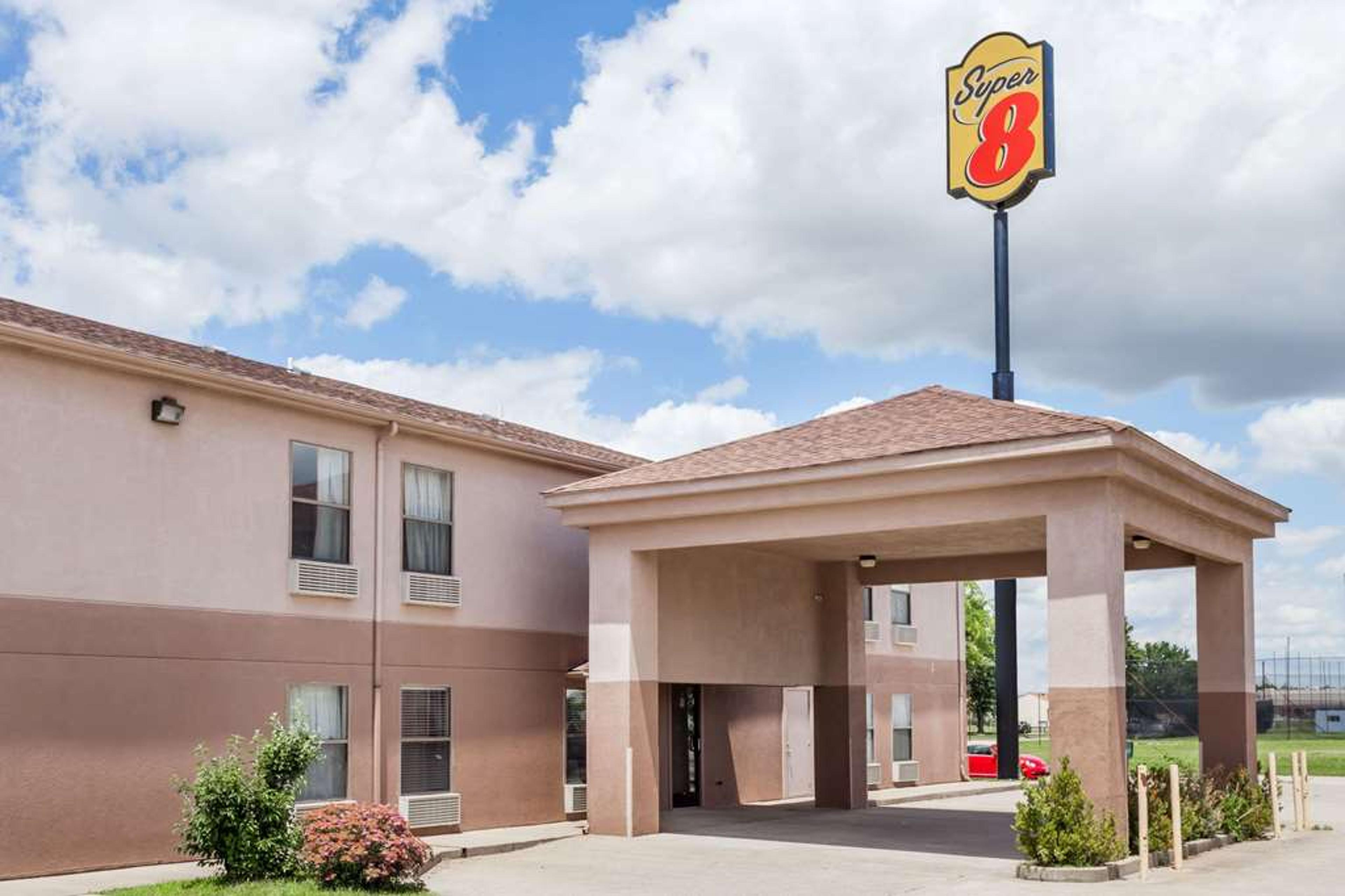 SUPER 8 HARRISBURG IL