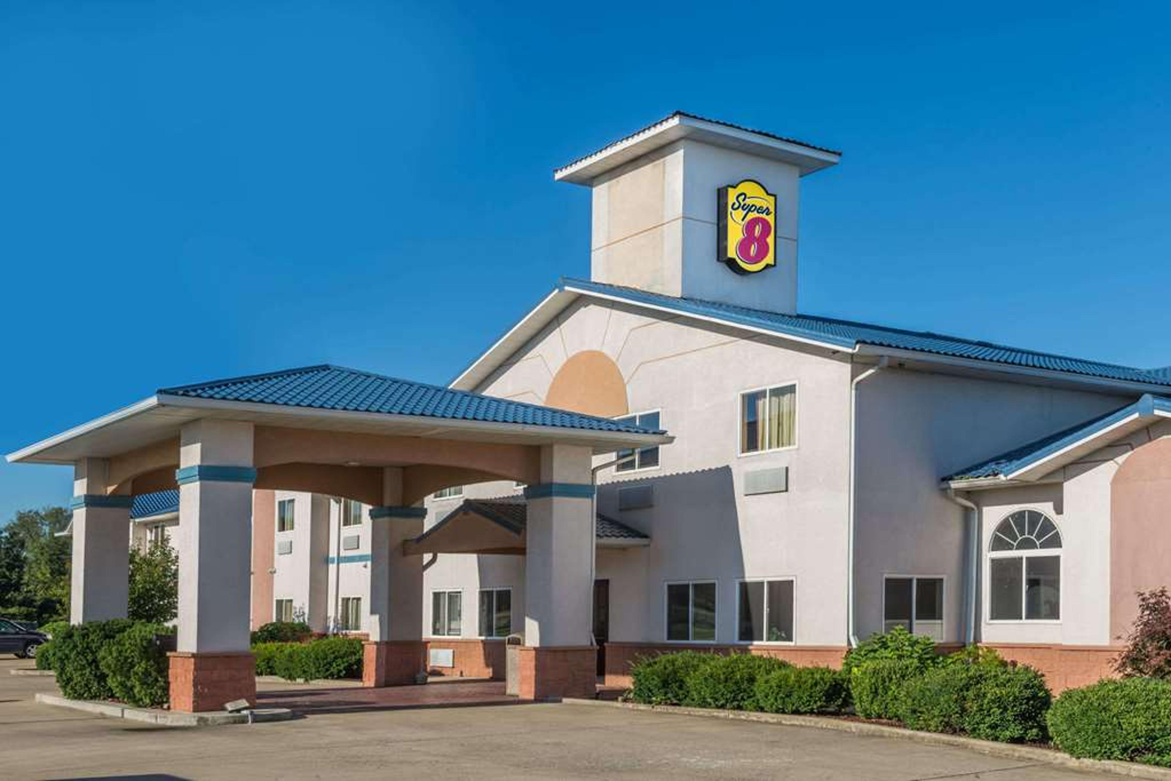 SUPER 8 BY WYNDHAM MARTINSVILLE