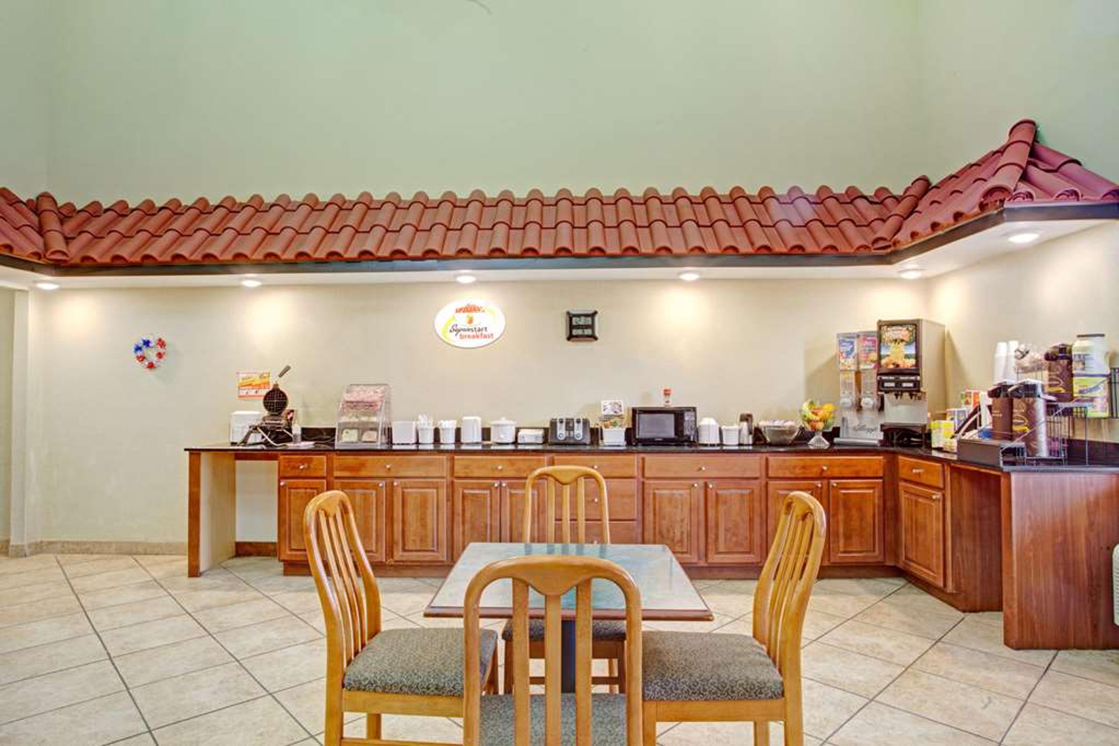 Hotel Photo 3