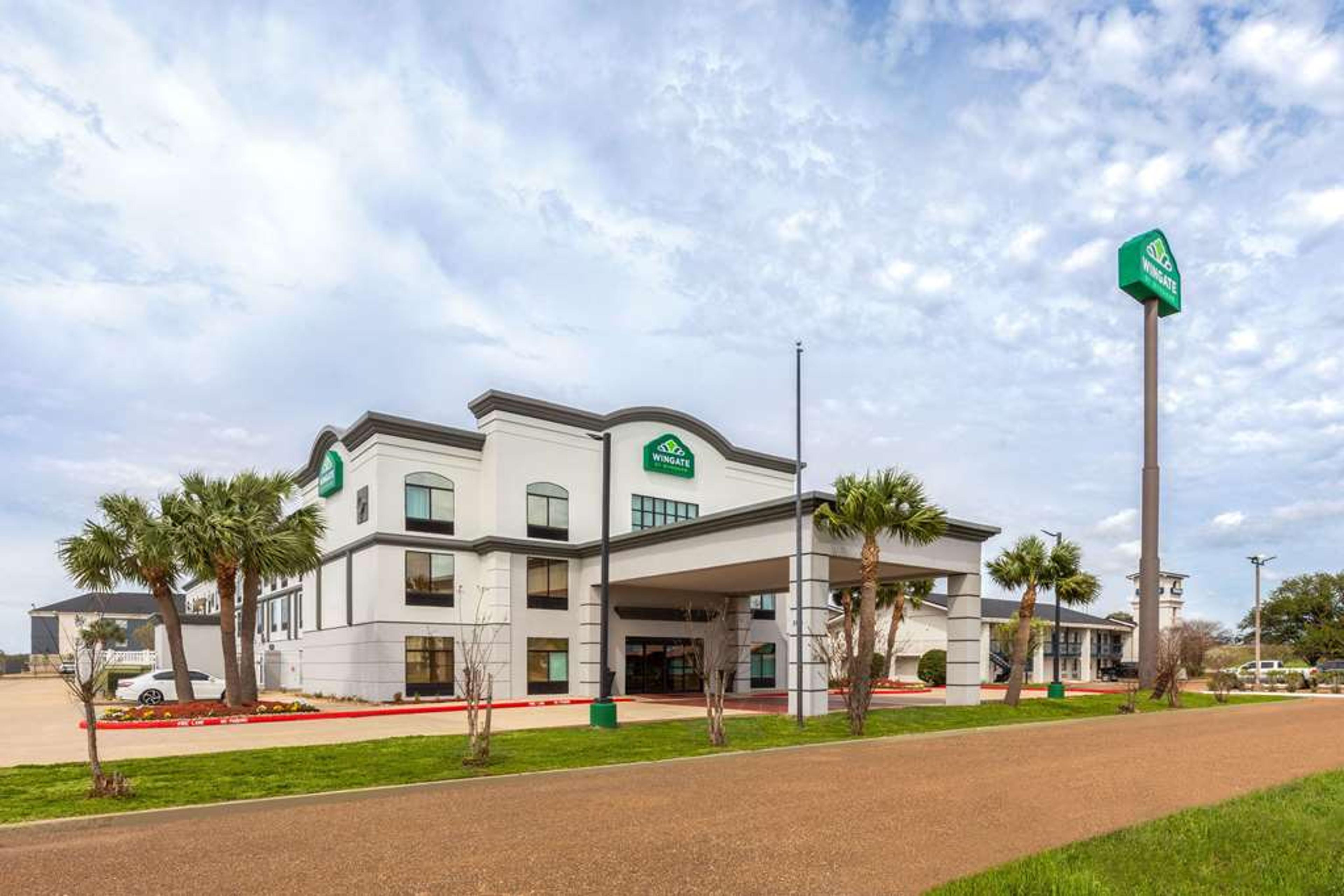 WINGATE BY WYNDHAM SULPHUR