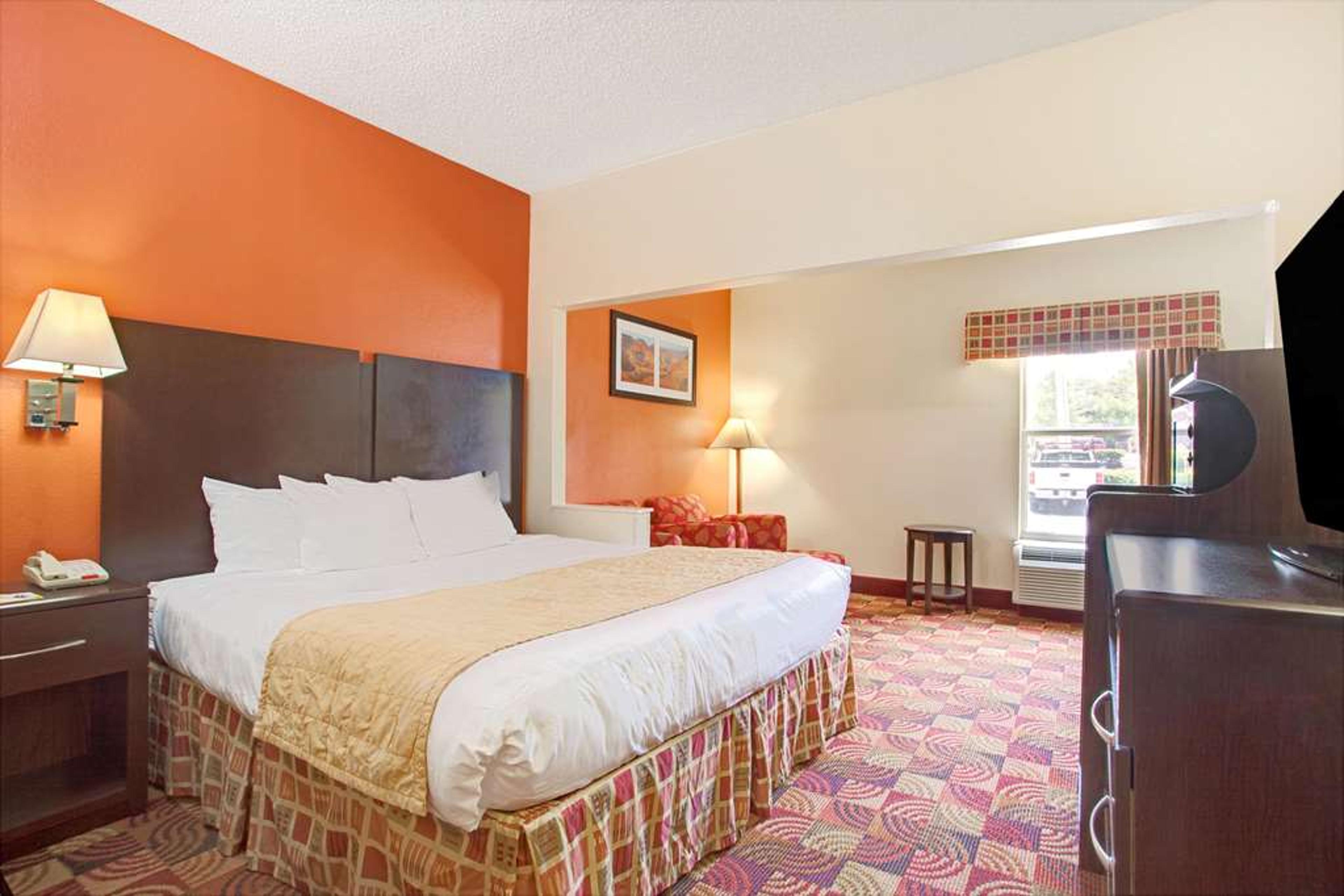 DAYS SUITES RIDGELAND