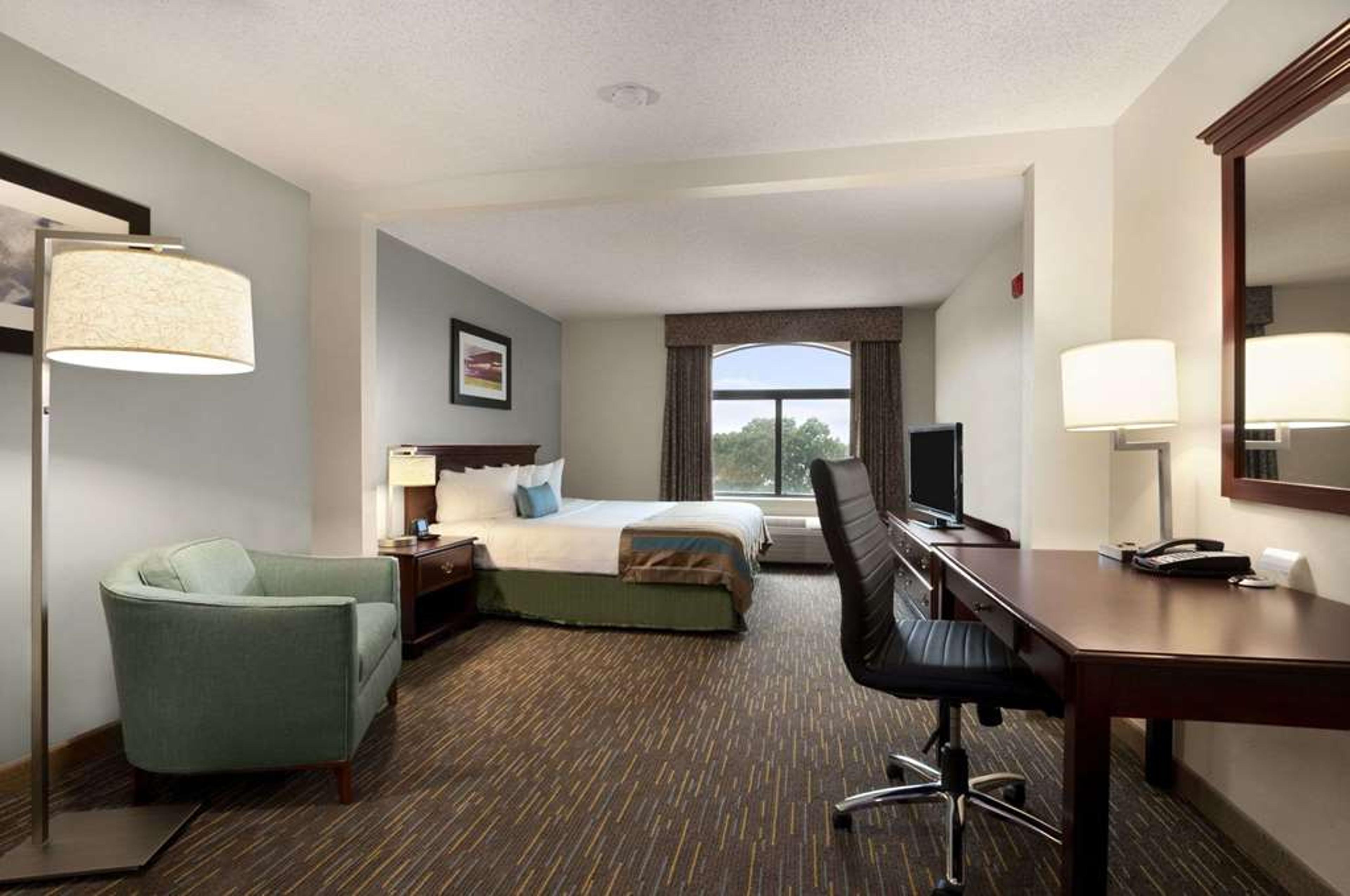 WINGATE BY WYNDHAM ROUND ROCK HOTEL