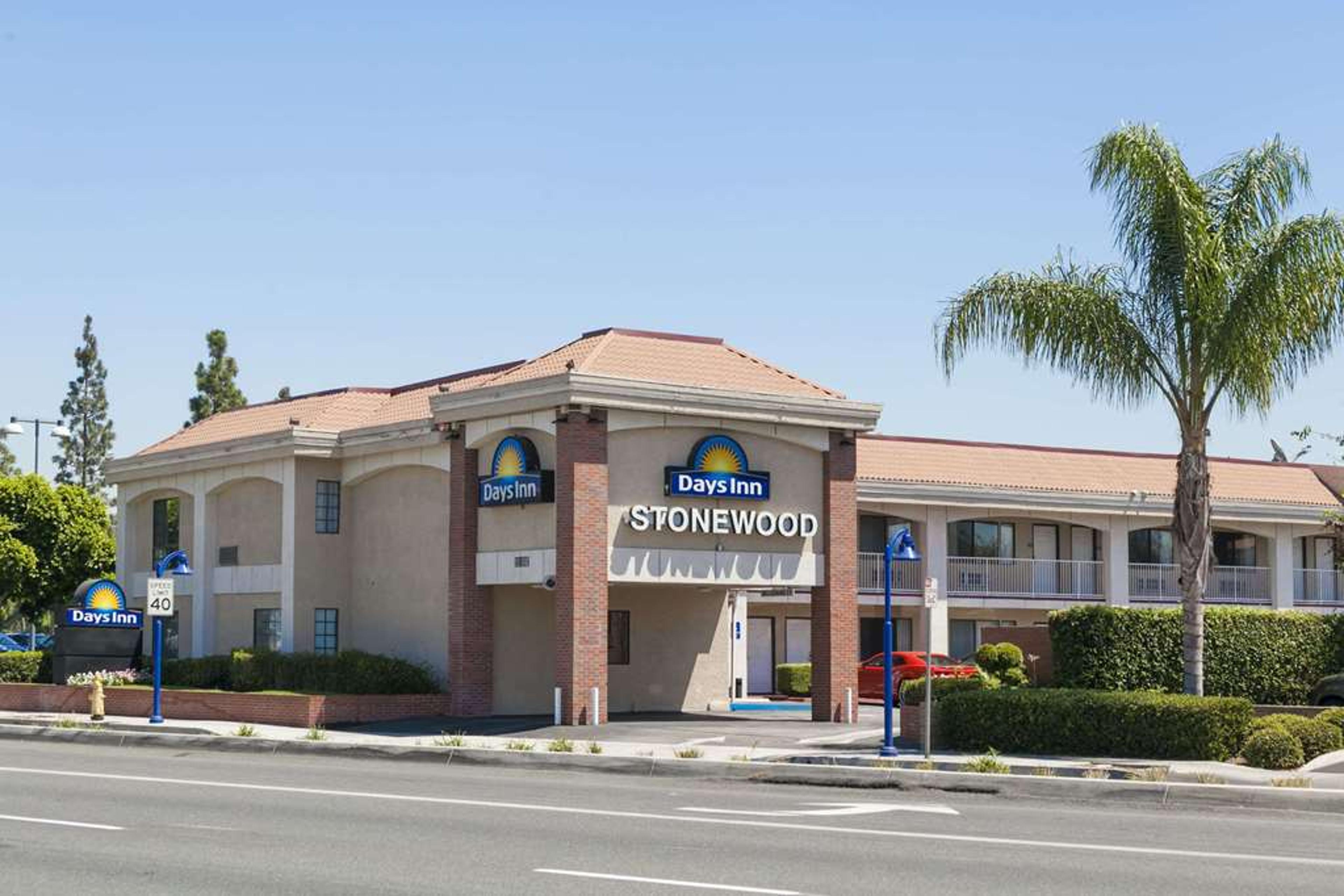 DAYS INN BY WYNDHAM DOWNEY