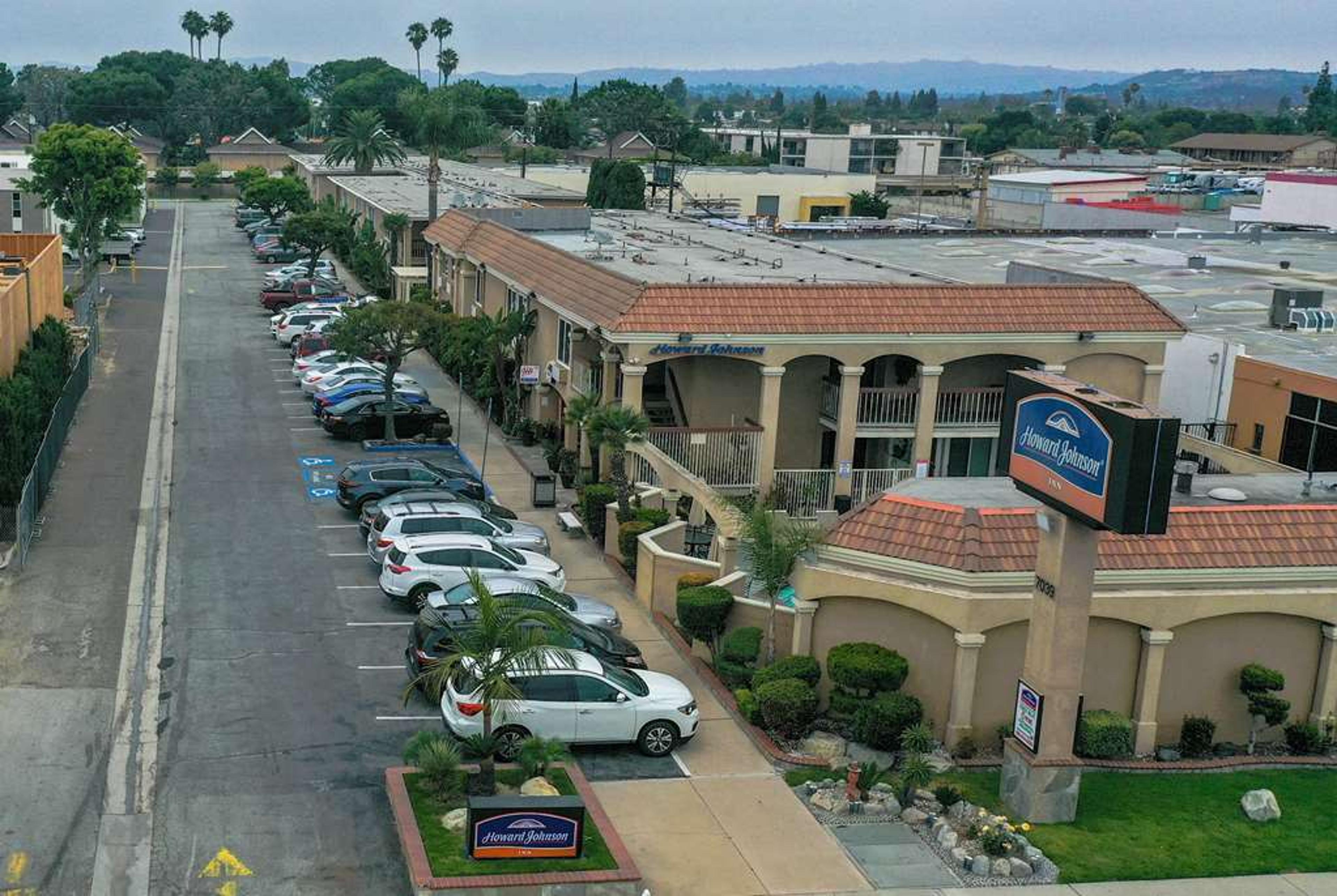 HOWARD JOHNSON BY WYNDHAM, BUENA PA