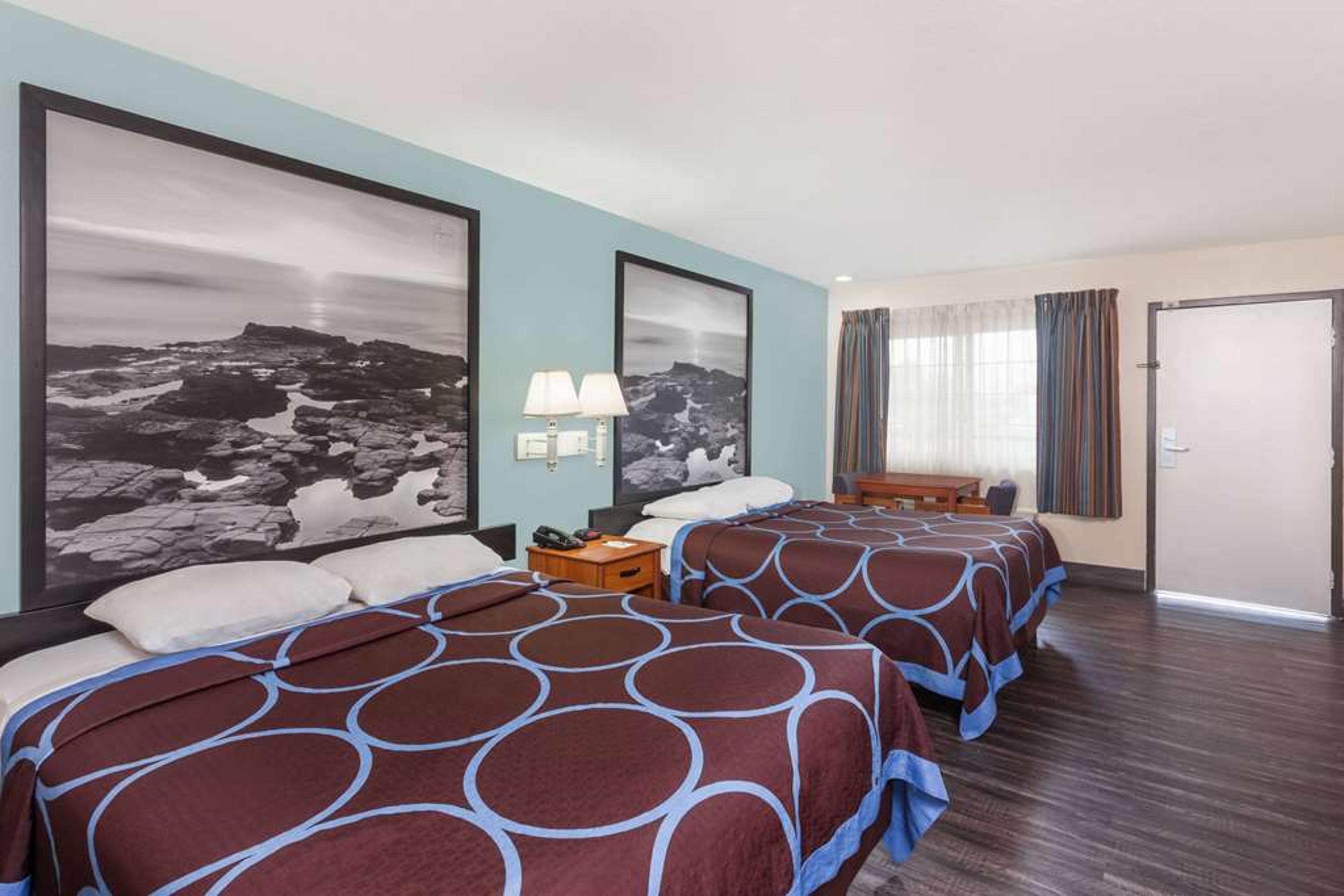 SUPER 8 BY WYNDHAM EL CAJON CA