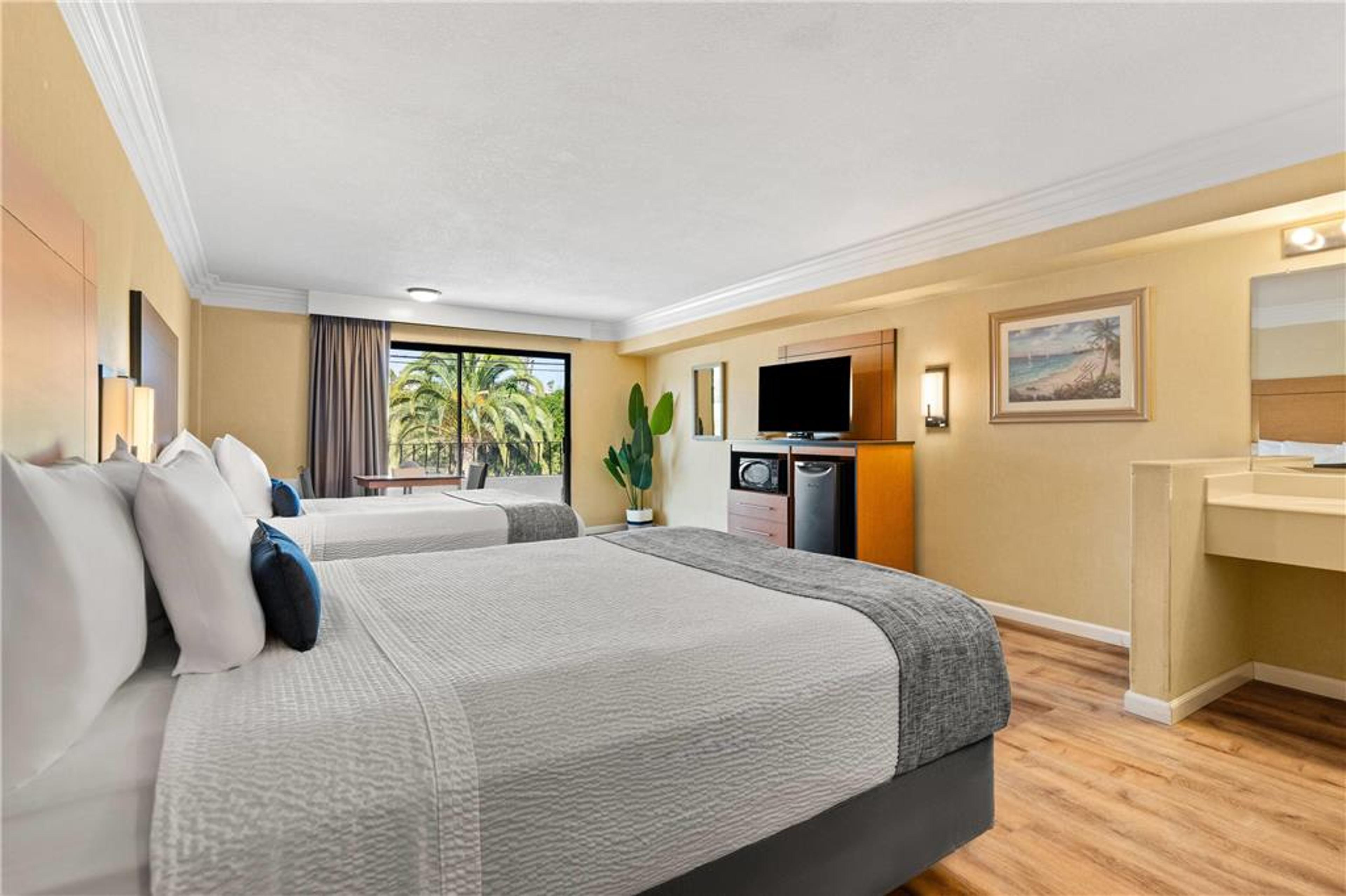 TRAVELODGE BY WYNDHAM SAN CLEMENTE