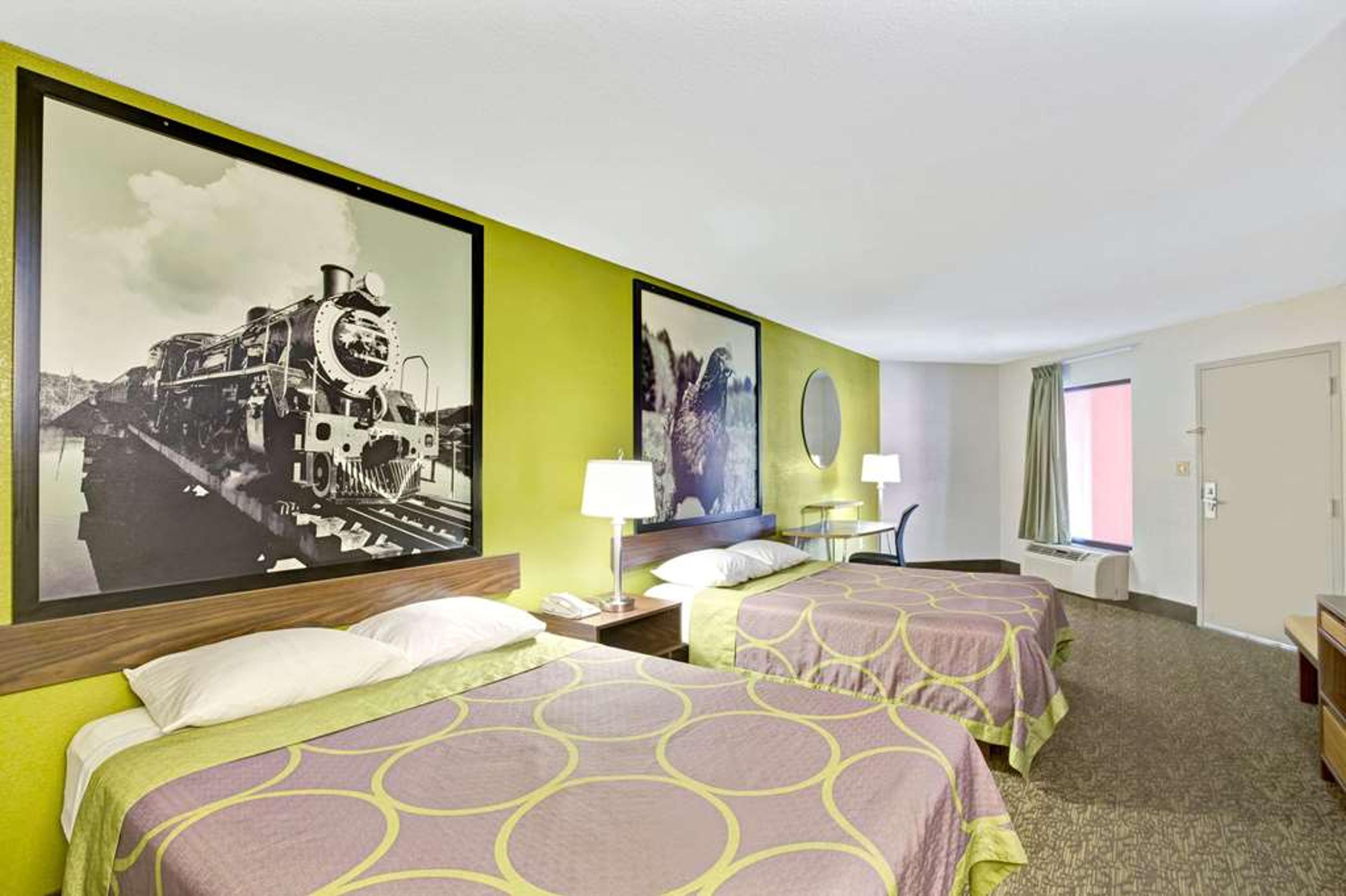 SUPER 8 BY WYNDHAM GAINESVILLE