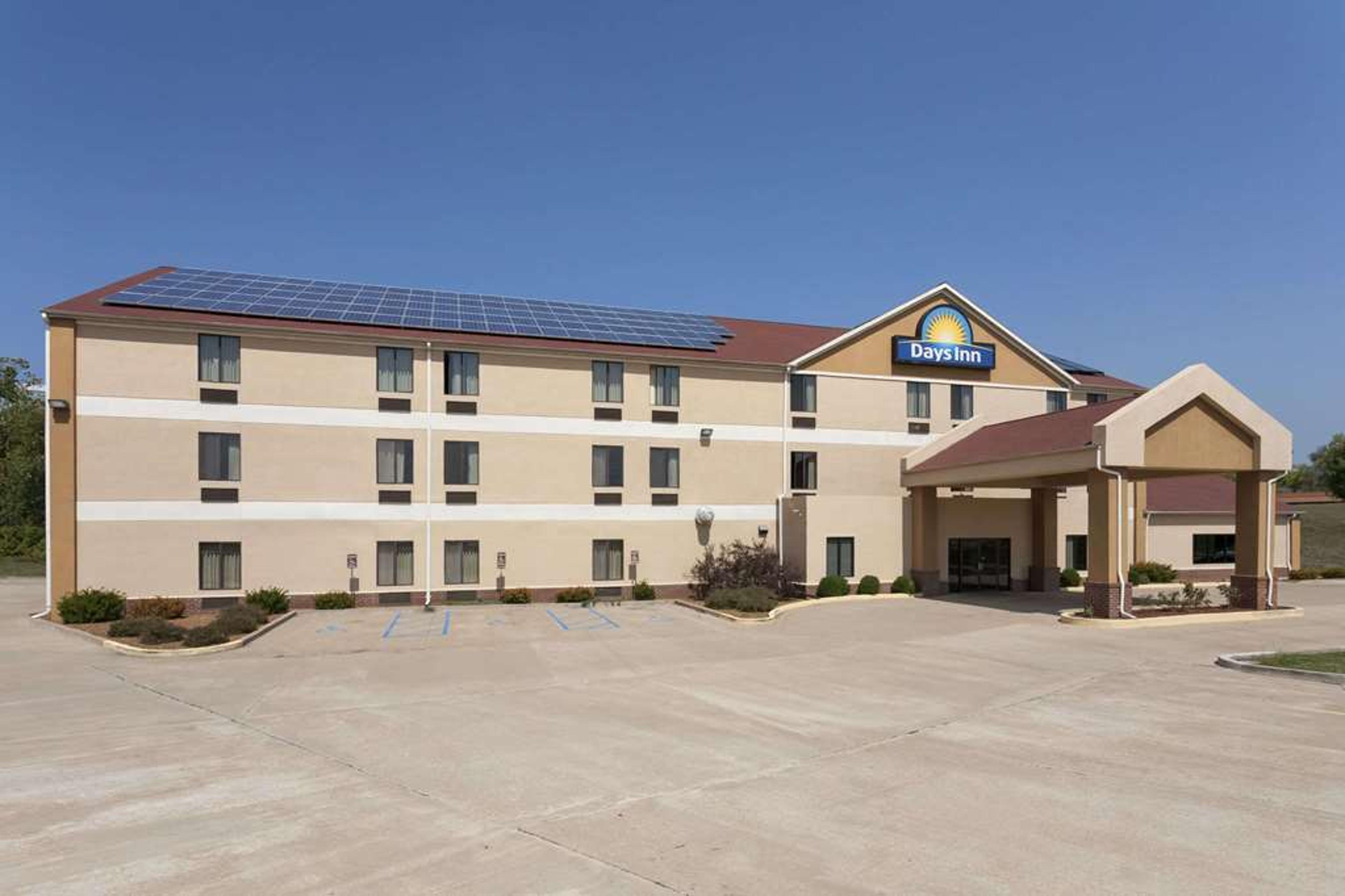 DAYS INN BY WYNDHAM, JEFFERSON CITY