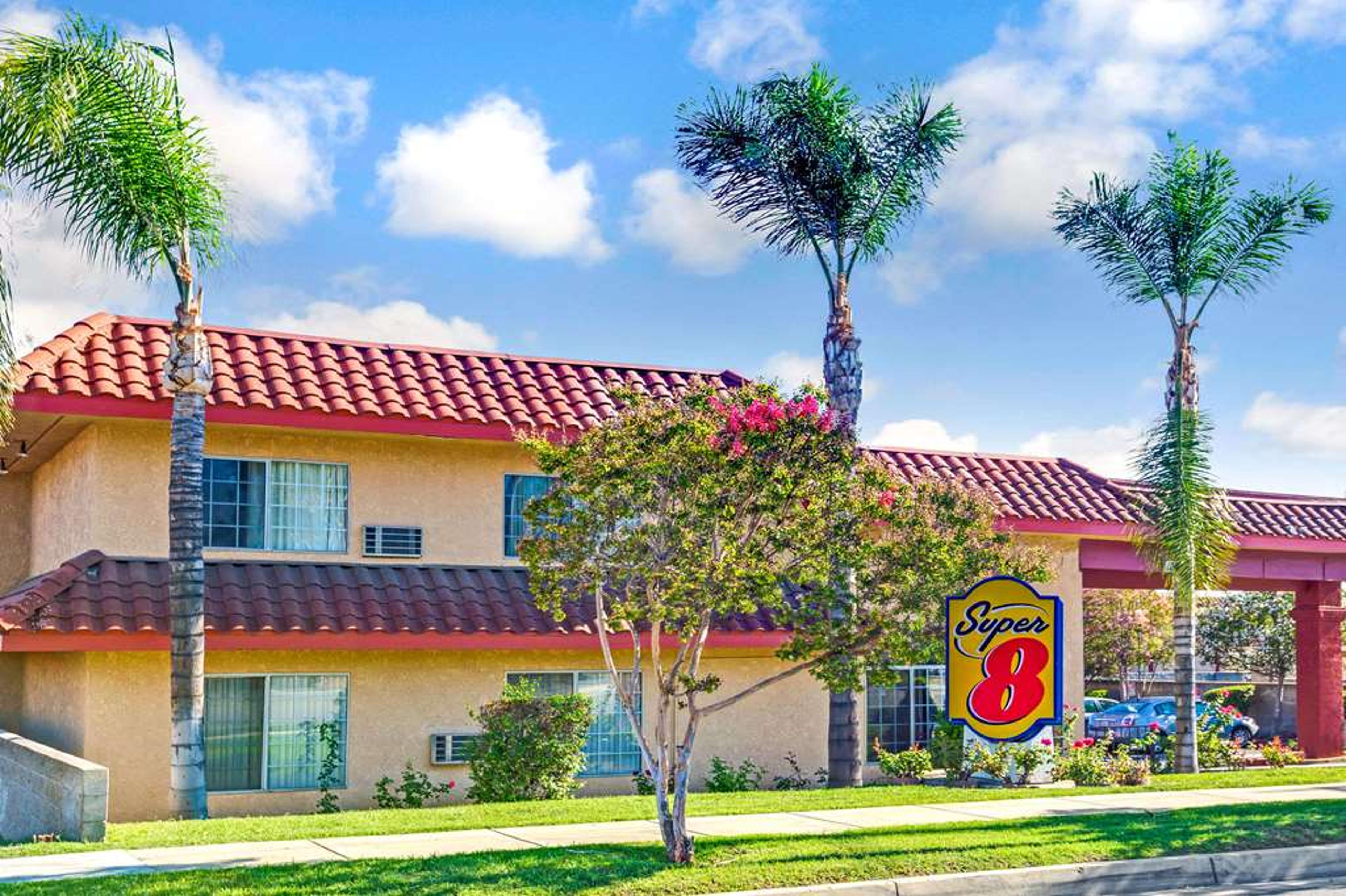 SUPER 8 UPLAND ONTARIO CA