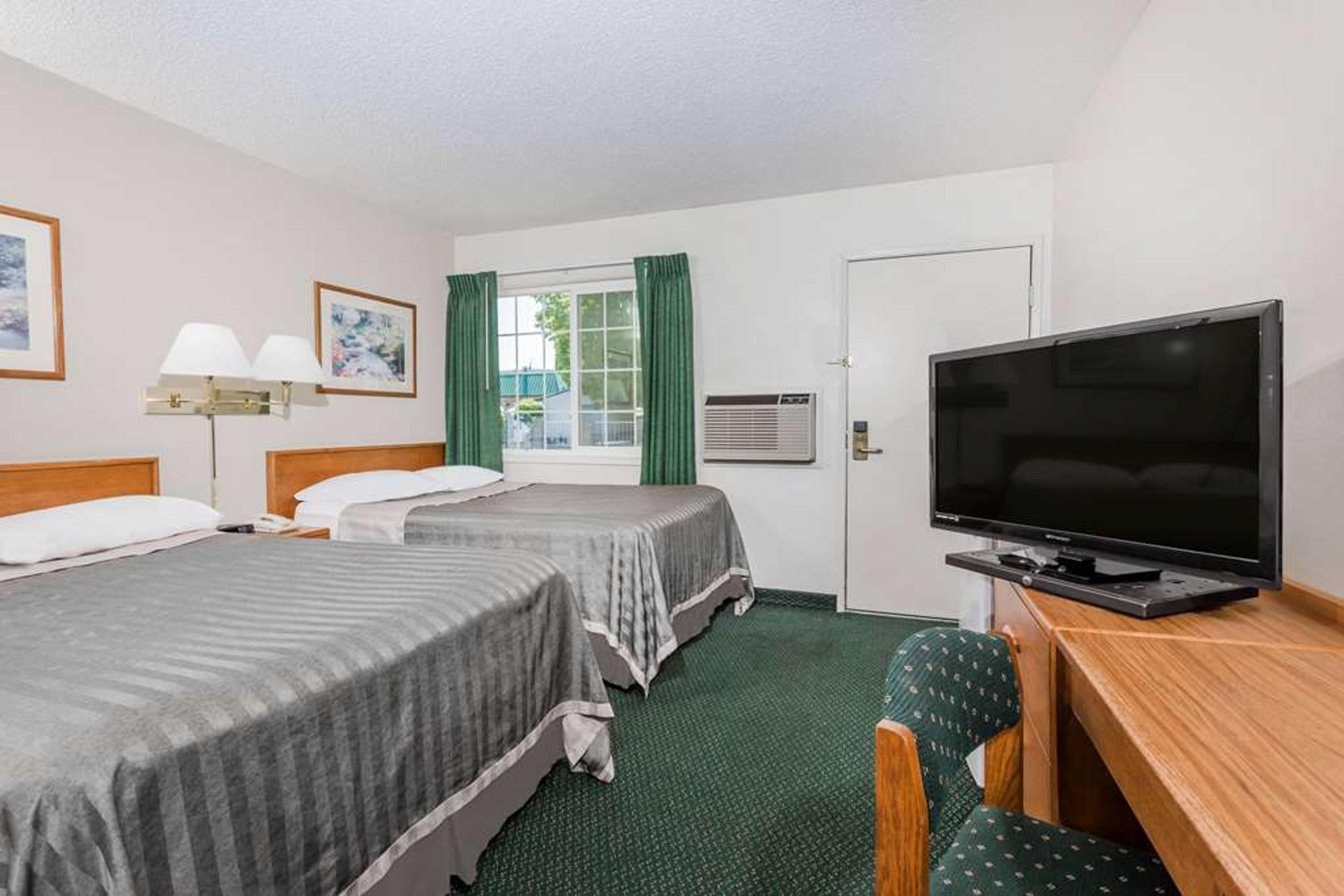 TRAVELODGE BY WYNDHAM GRANTS PASS