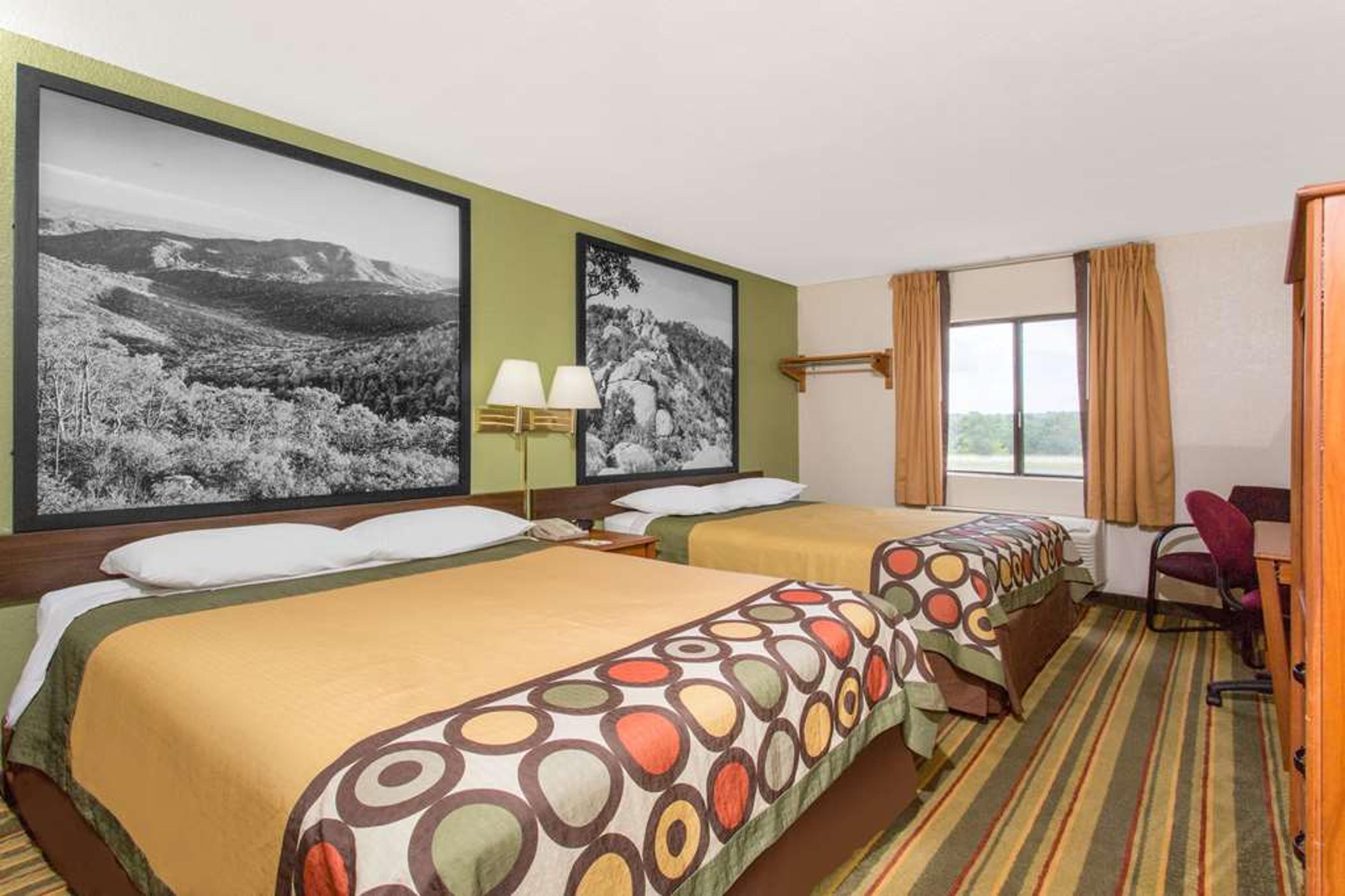 SUPER 8 BY WYNDHAM BEDFORD