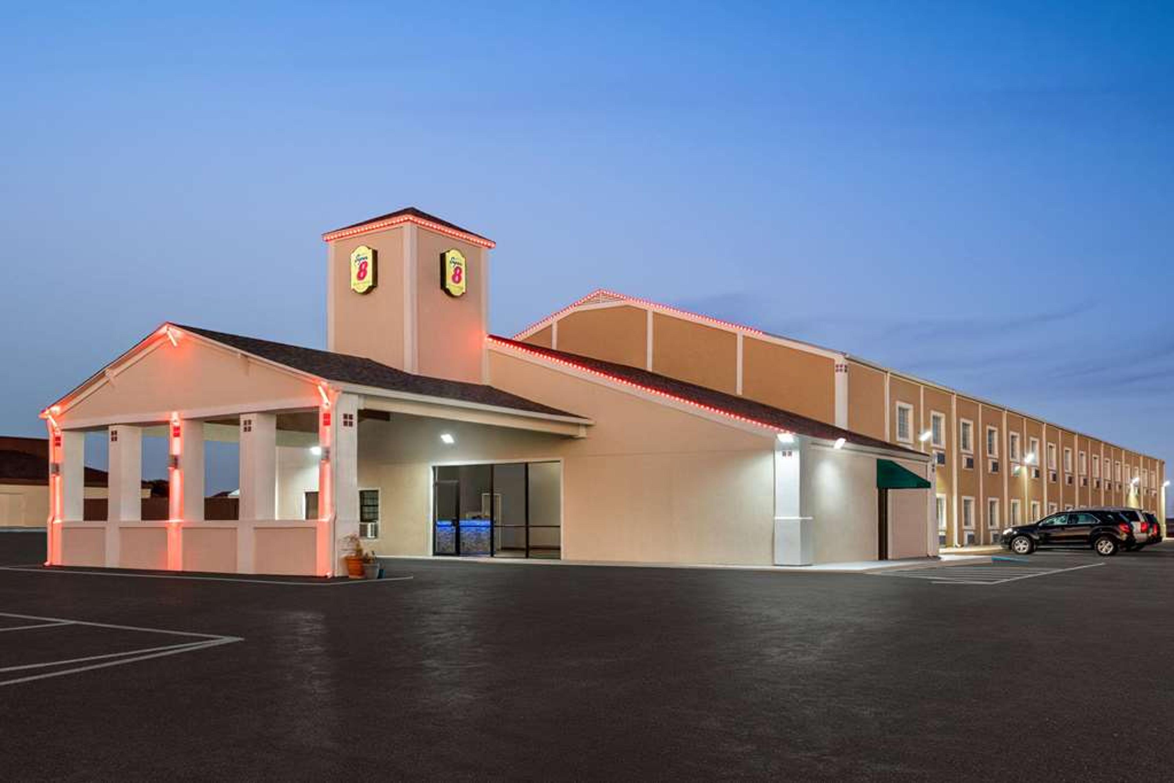 SUPER 8 BY WYNDHAM GAINESVILLE TX