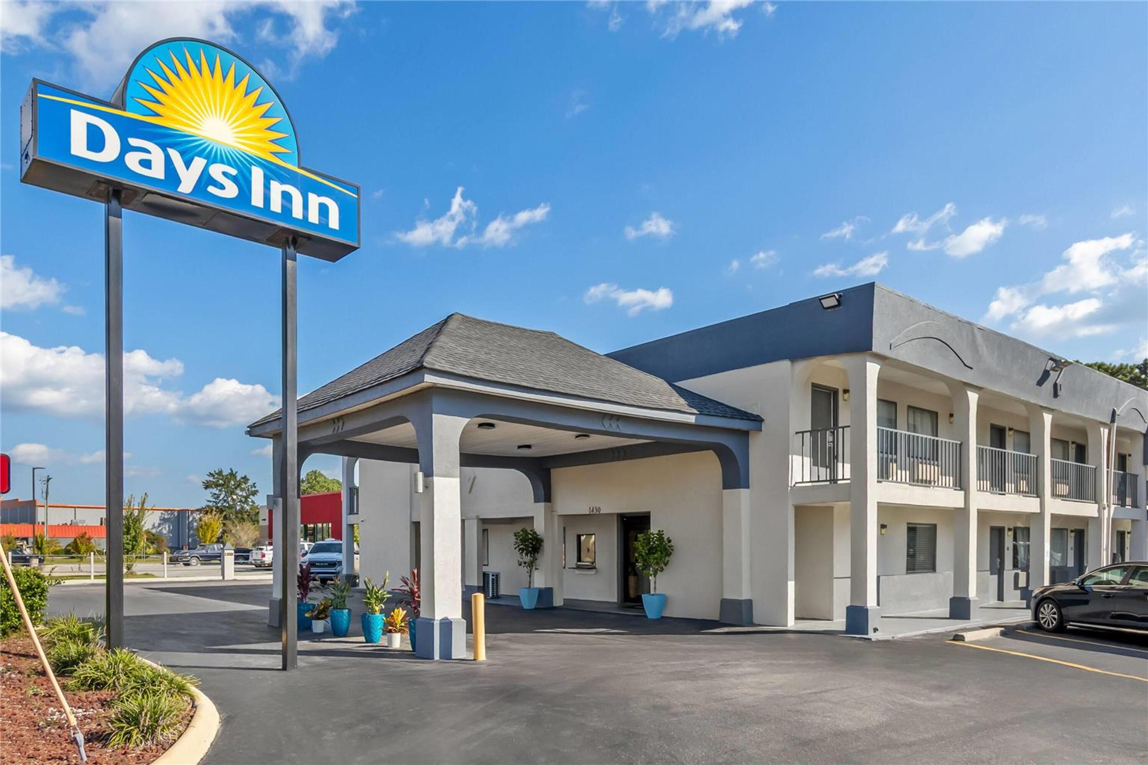 DAYS INN BY WYNDHAM GOOSE CREEK