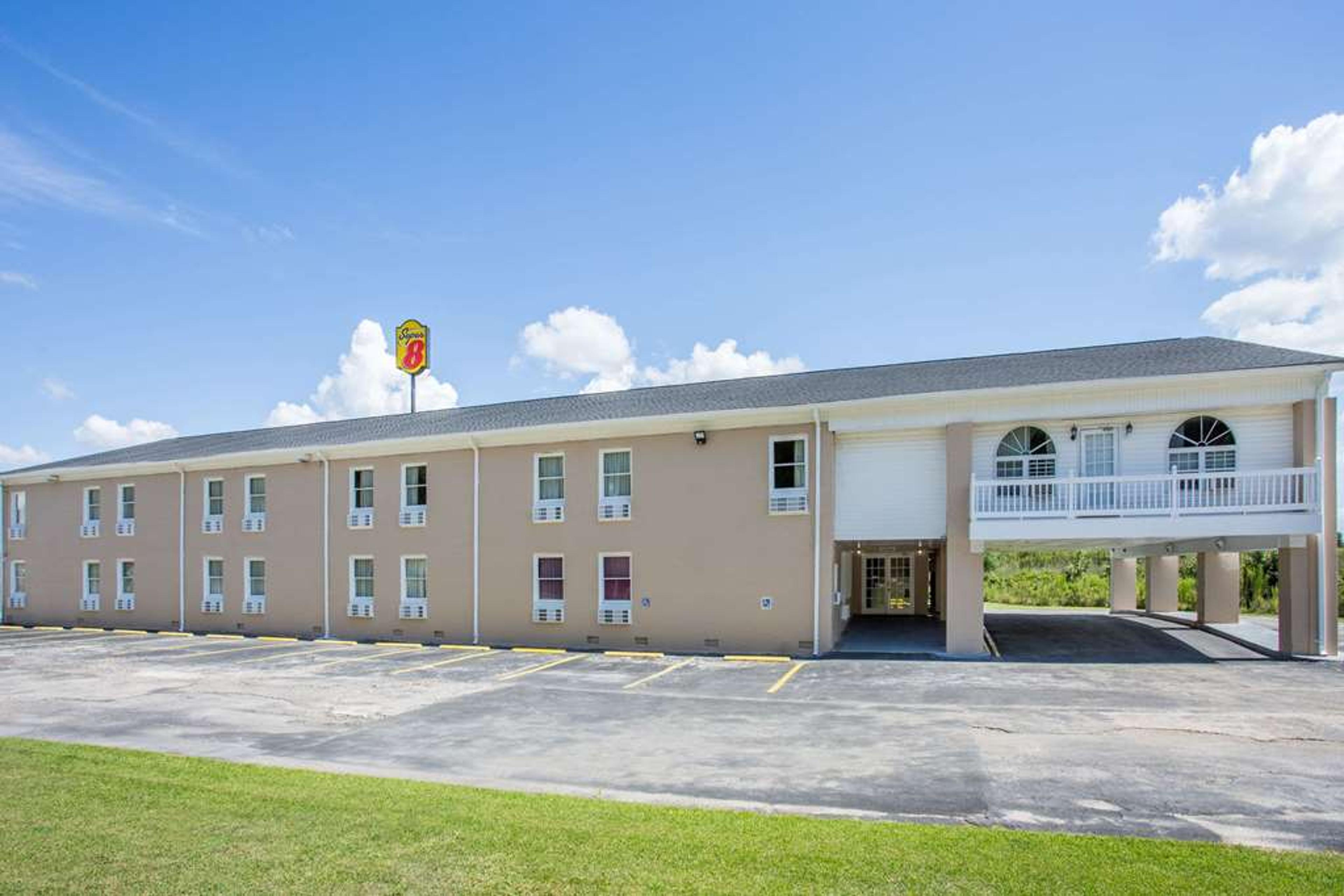 SUPER 8 MANNING SC