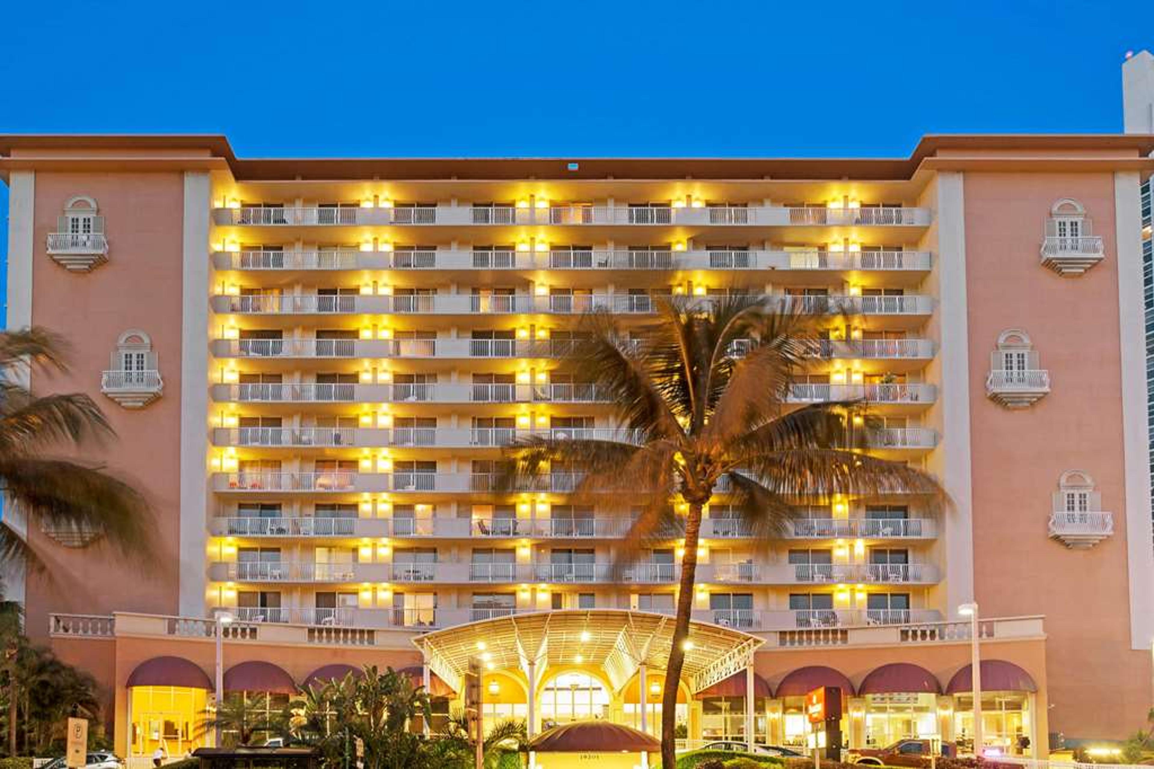 RAMADA PLAZA BY WYNDHAM, MARCO POLO
