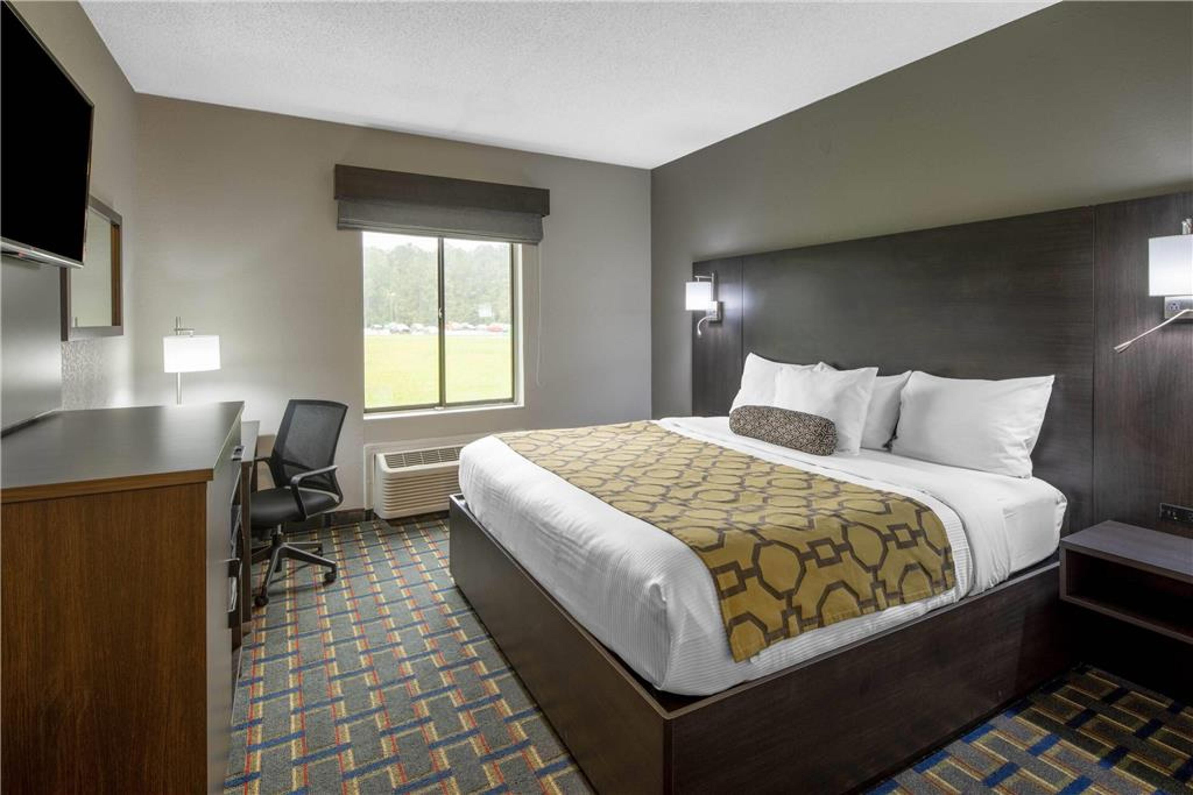 BAYMONT POOLER SAVANNAH