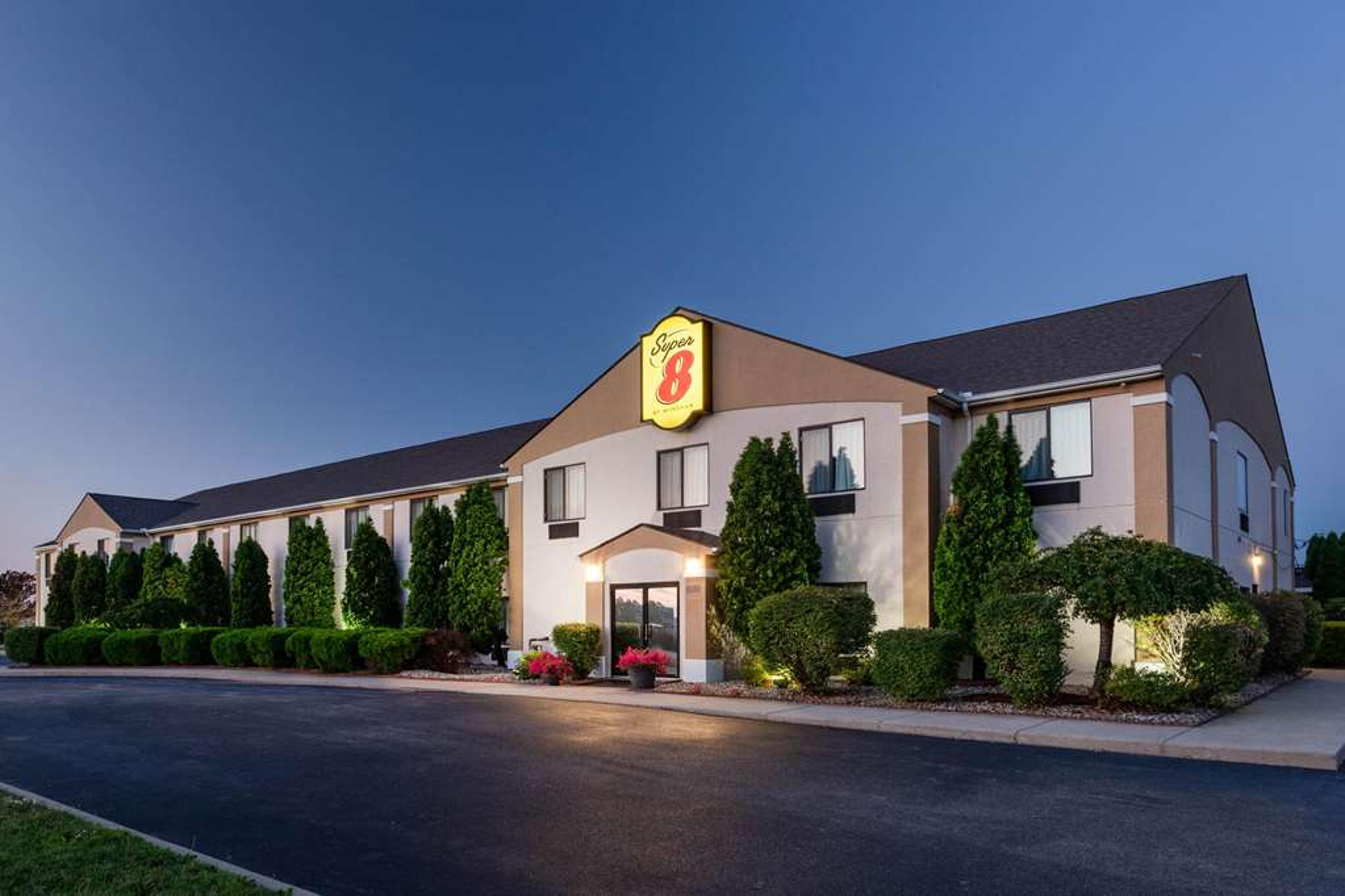 SUPER 8 GOSHEN