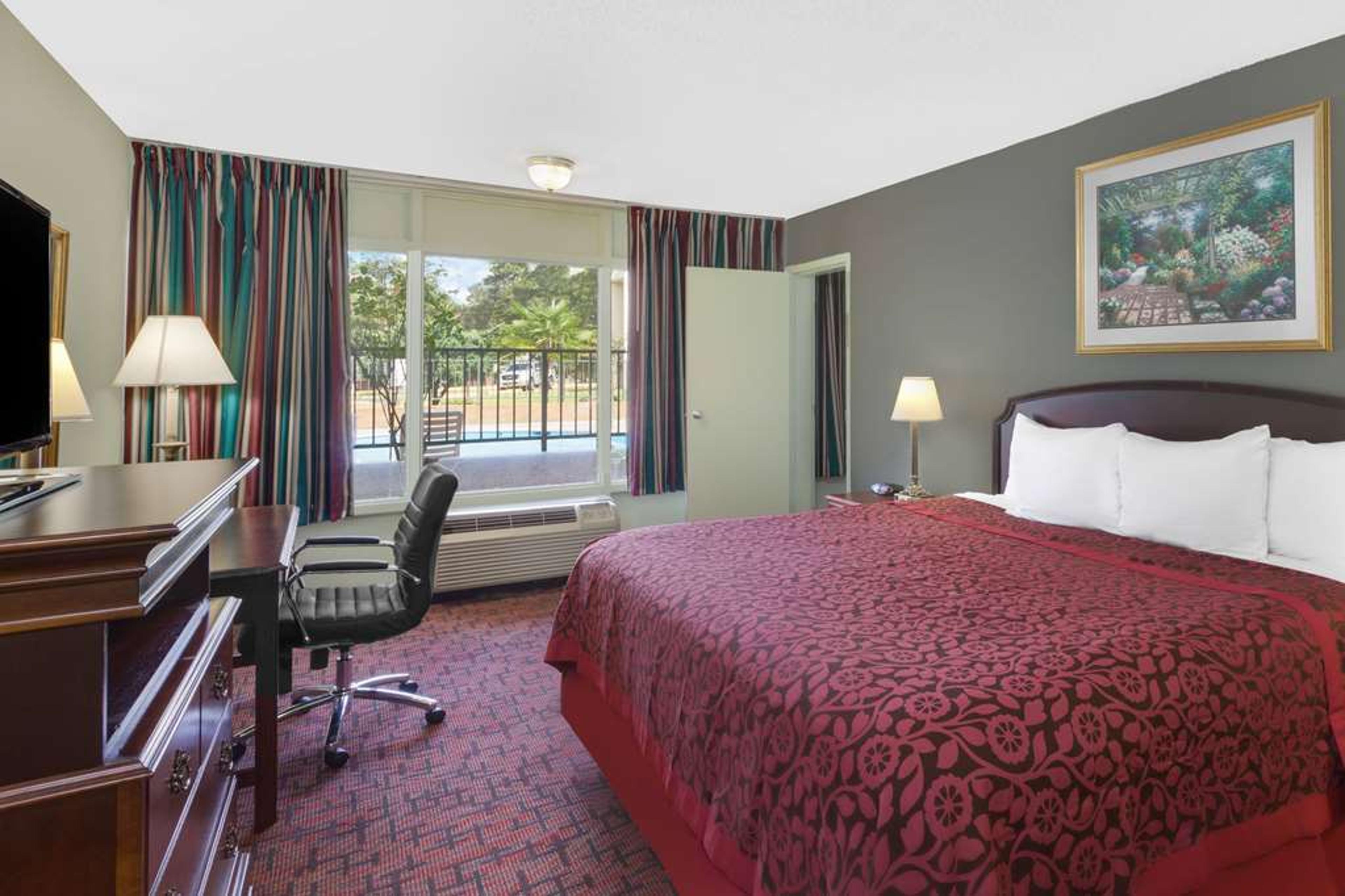 DAYS INN BY WYNDHAM MCCOMB MS