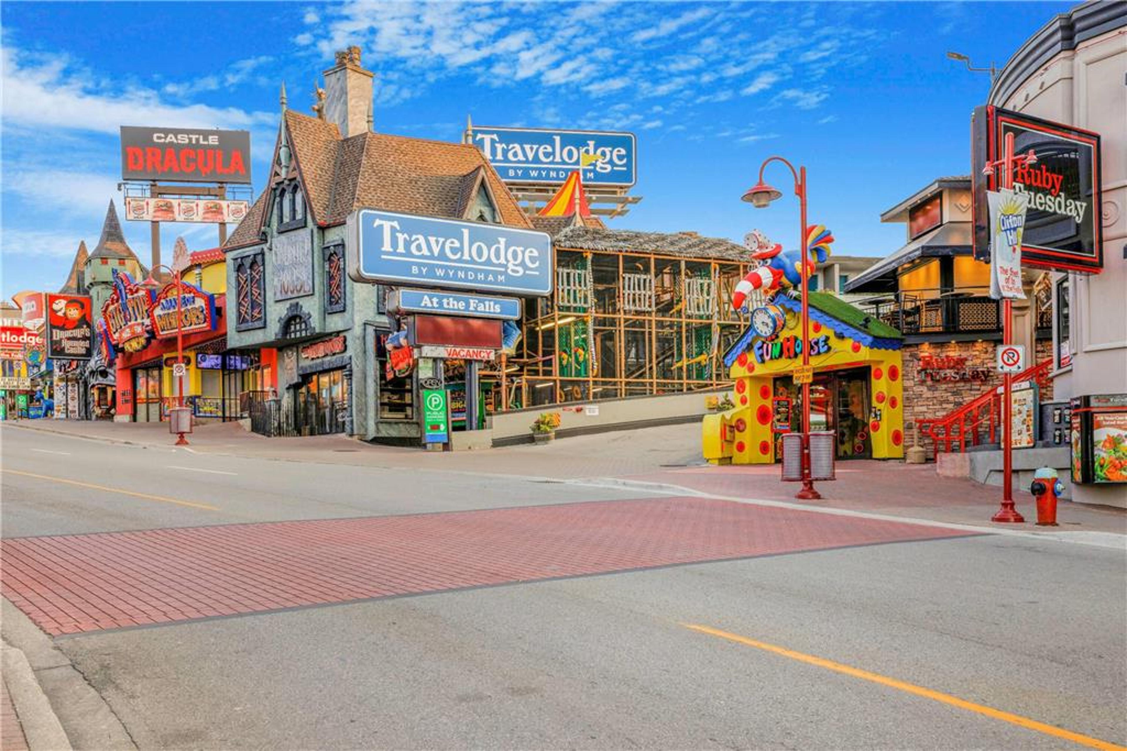 TRAVELODGE BY WYNDHAM NIAGARA FALLS