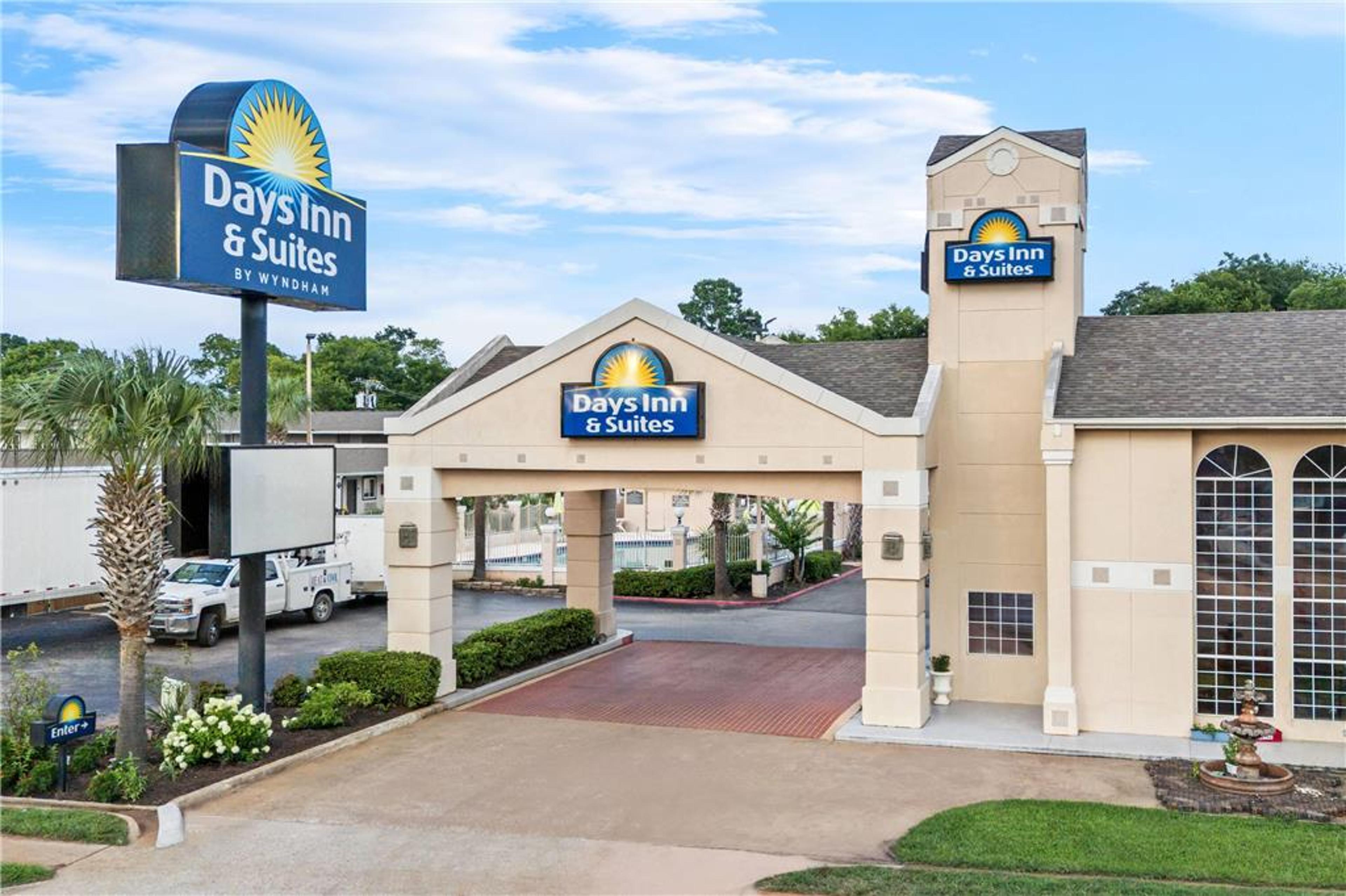 DAYS INN NACOGDOCHES TX