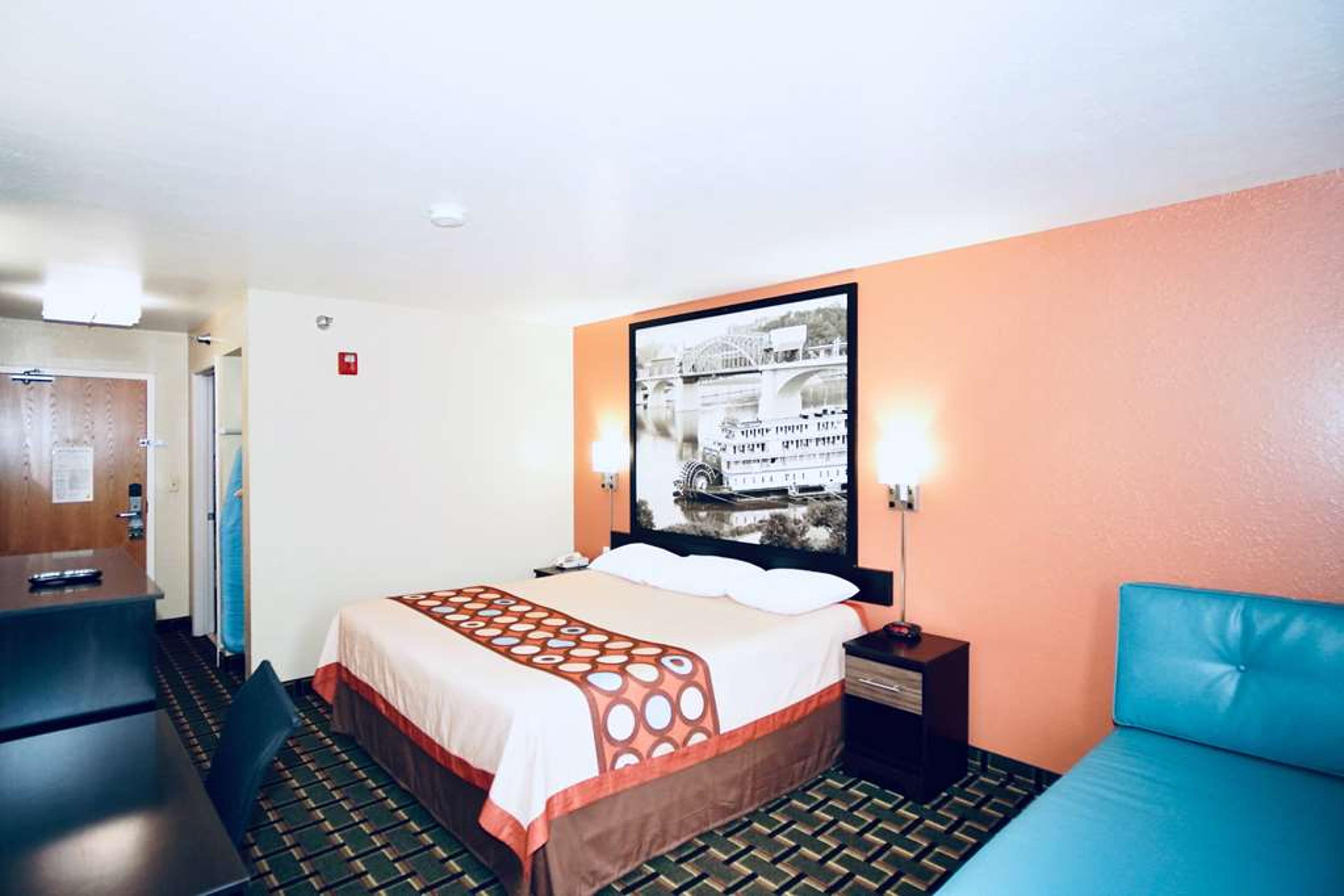 SUPER 8 BY WYNDHAM CROSSVILLE TN