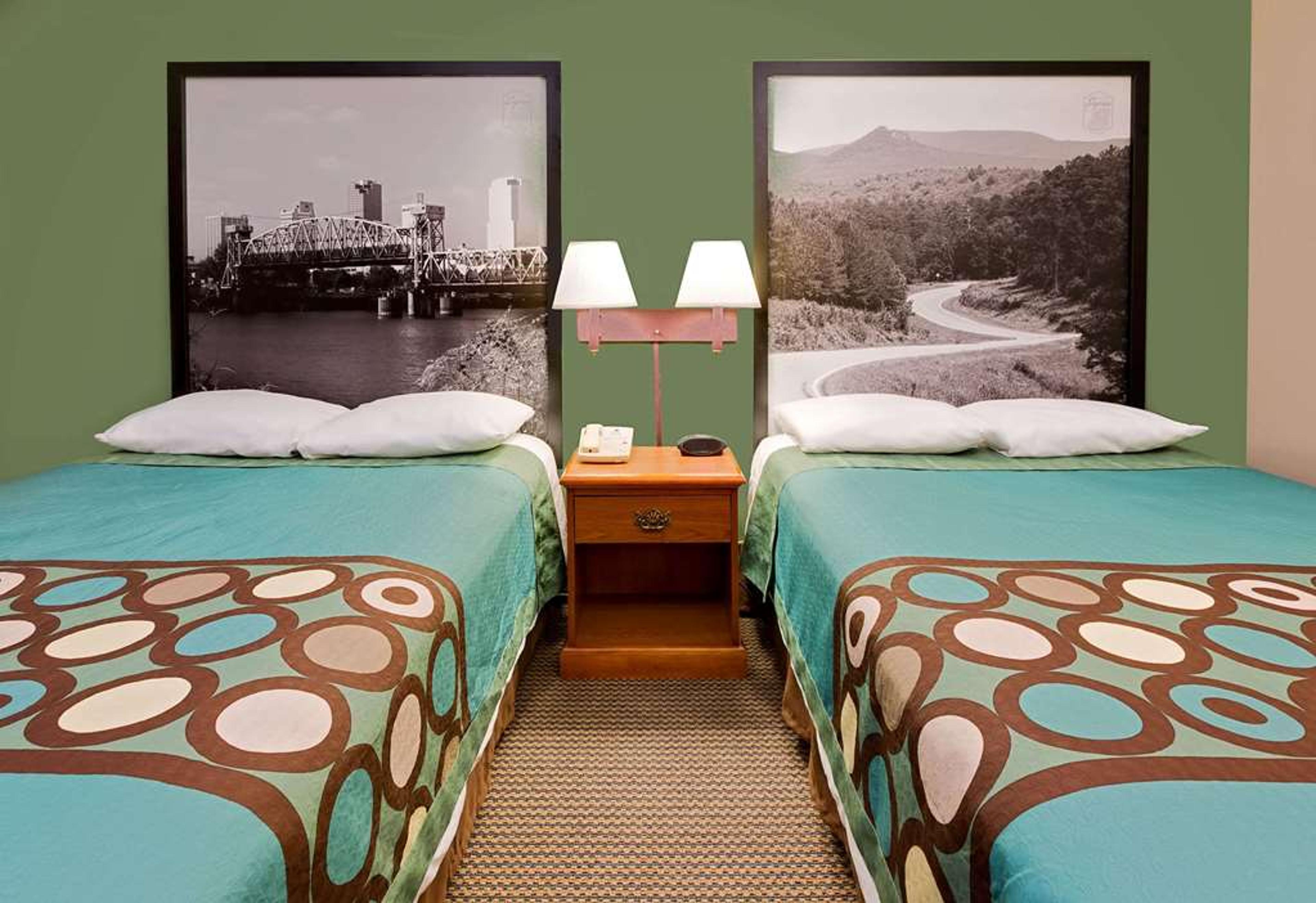 SUPER 8 BY WYNDHAM HAZEN