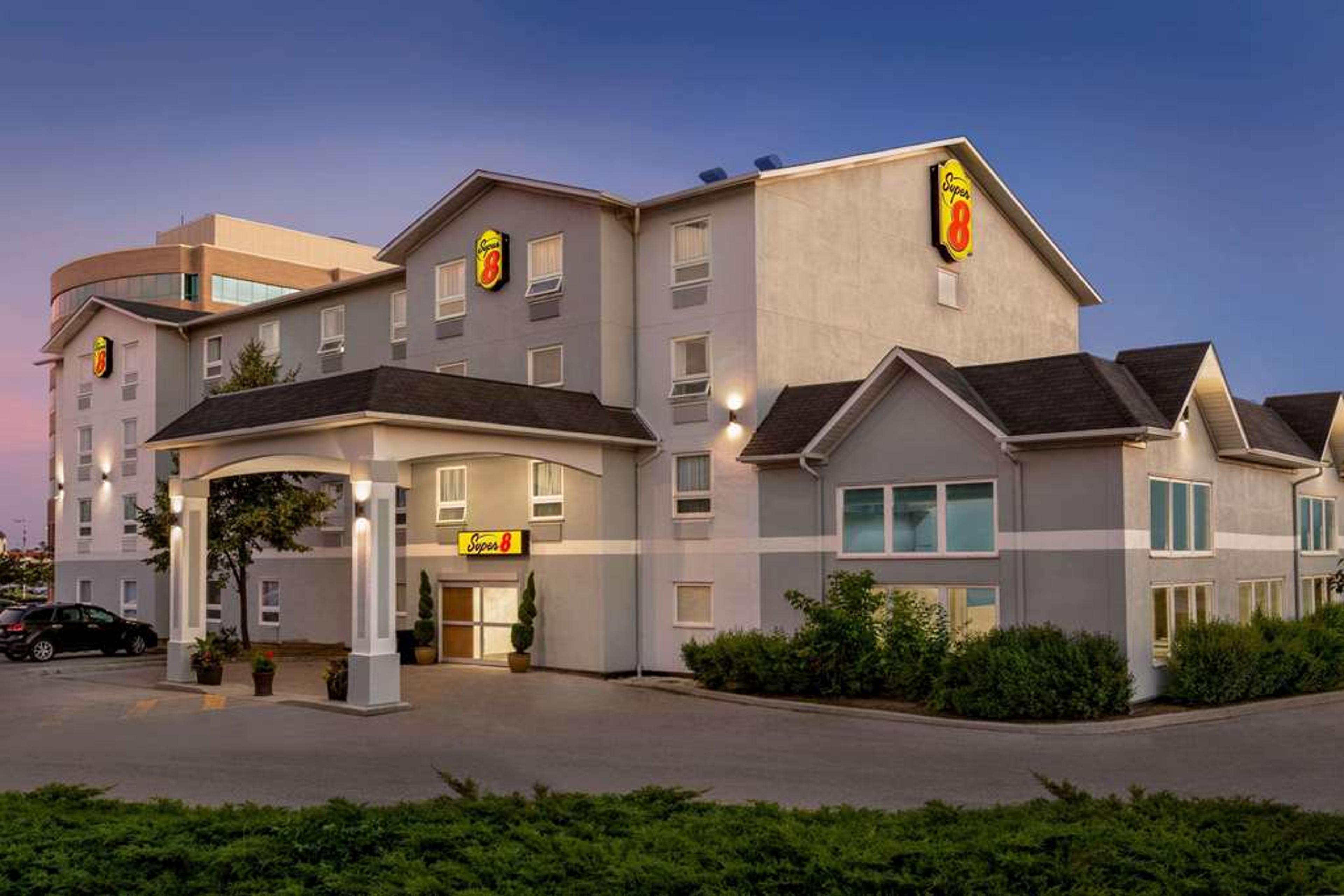 SUPER 8 BY WYNDHAM AJAX/TORONTO ON