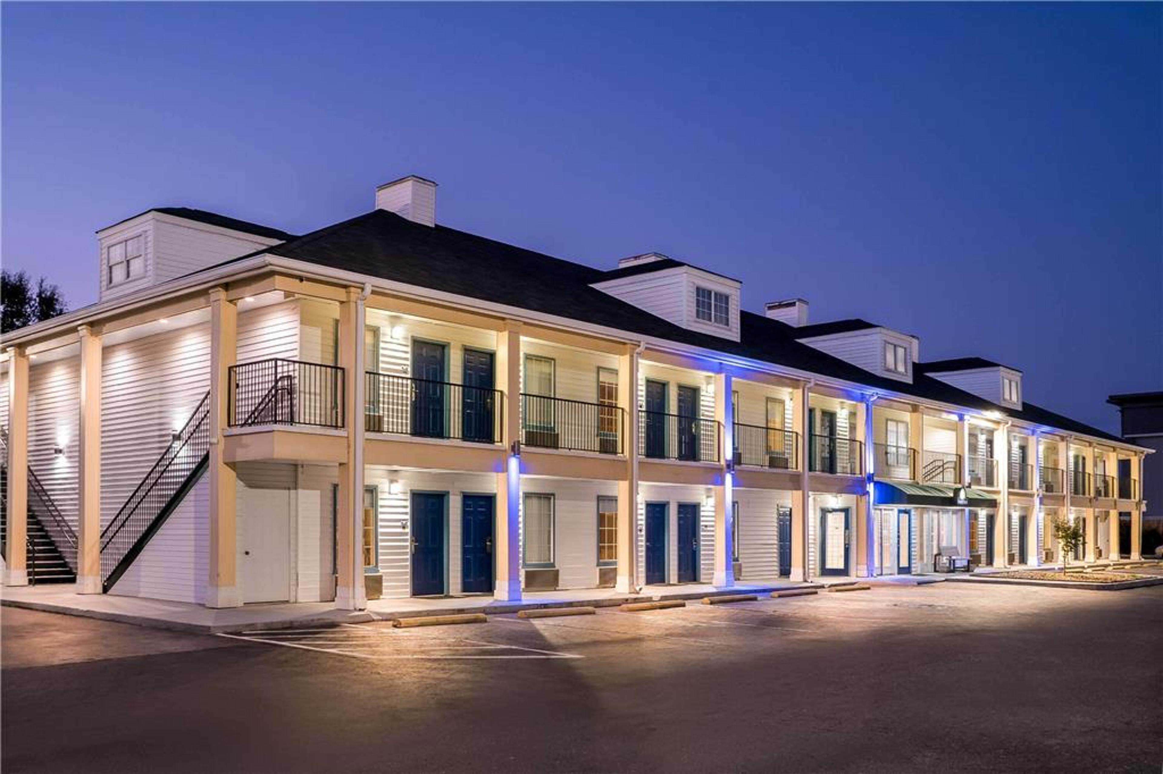 DAYS INN BY WYNDHAM SIMPSONVILLE
