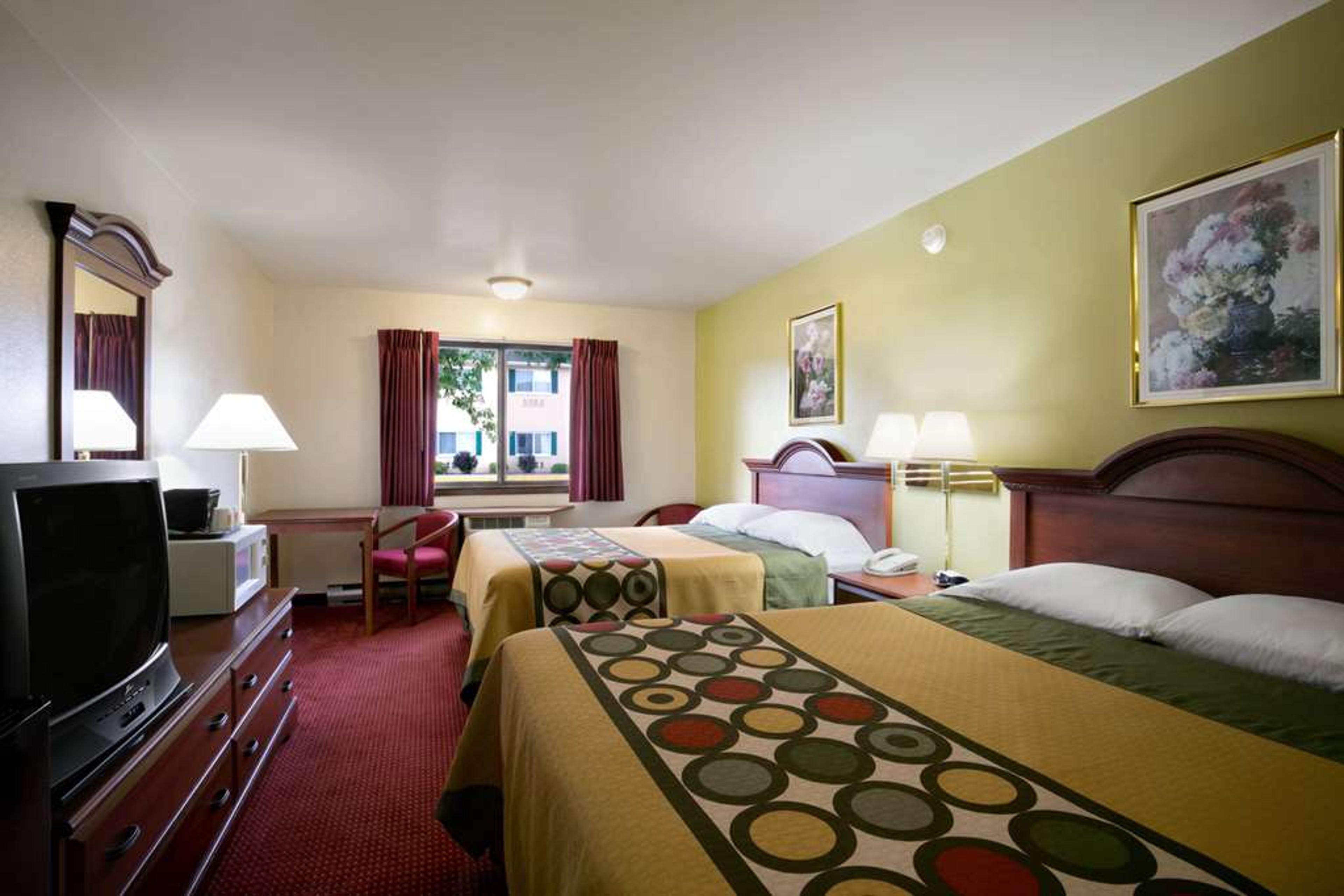 SUPER 8 EAU CLAIRE WI