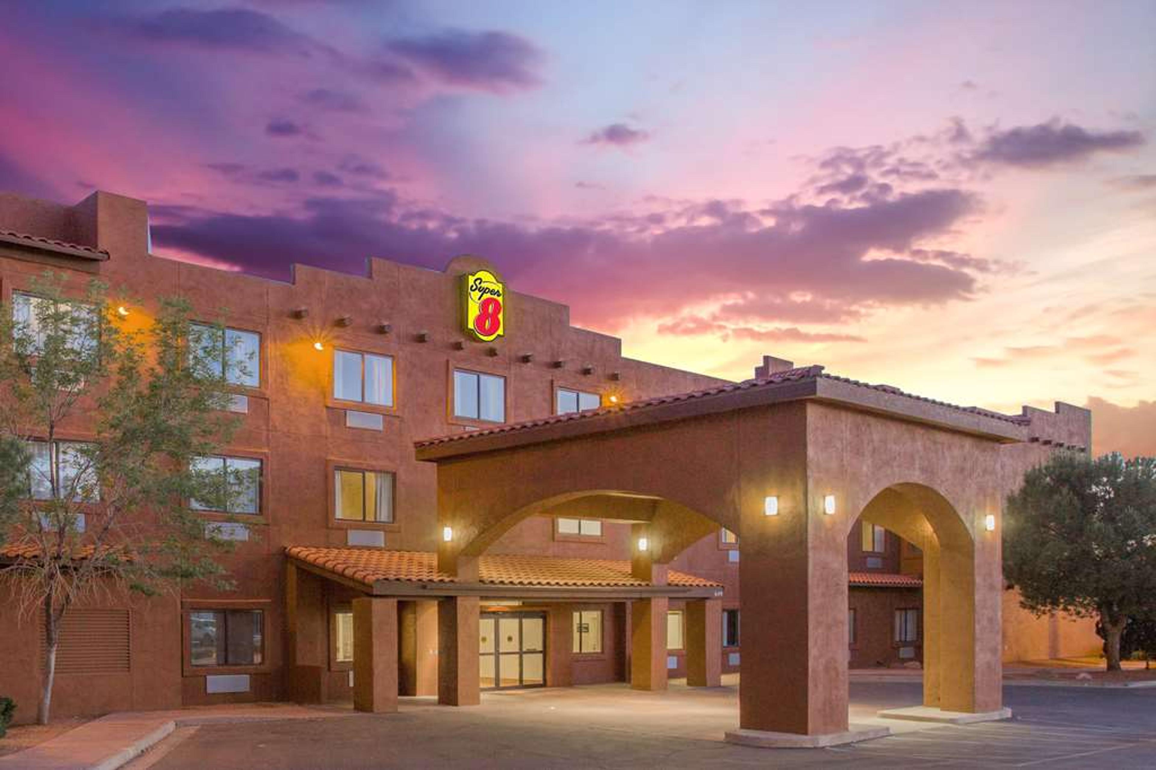 SUPER 8 BY WYNDHAM PAGE/LAKE POWELL