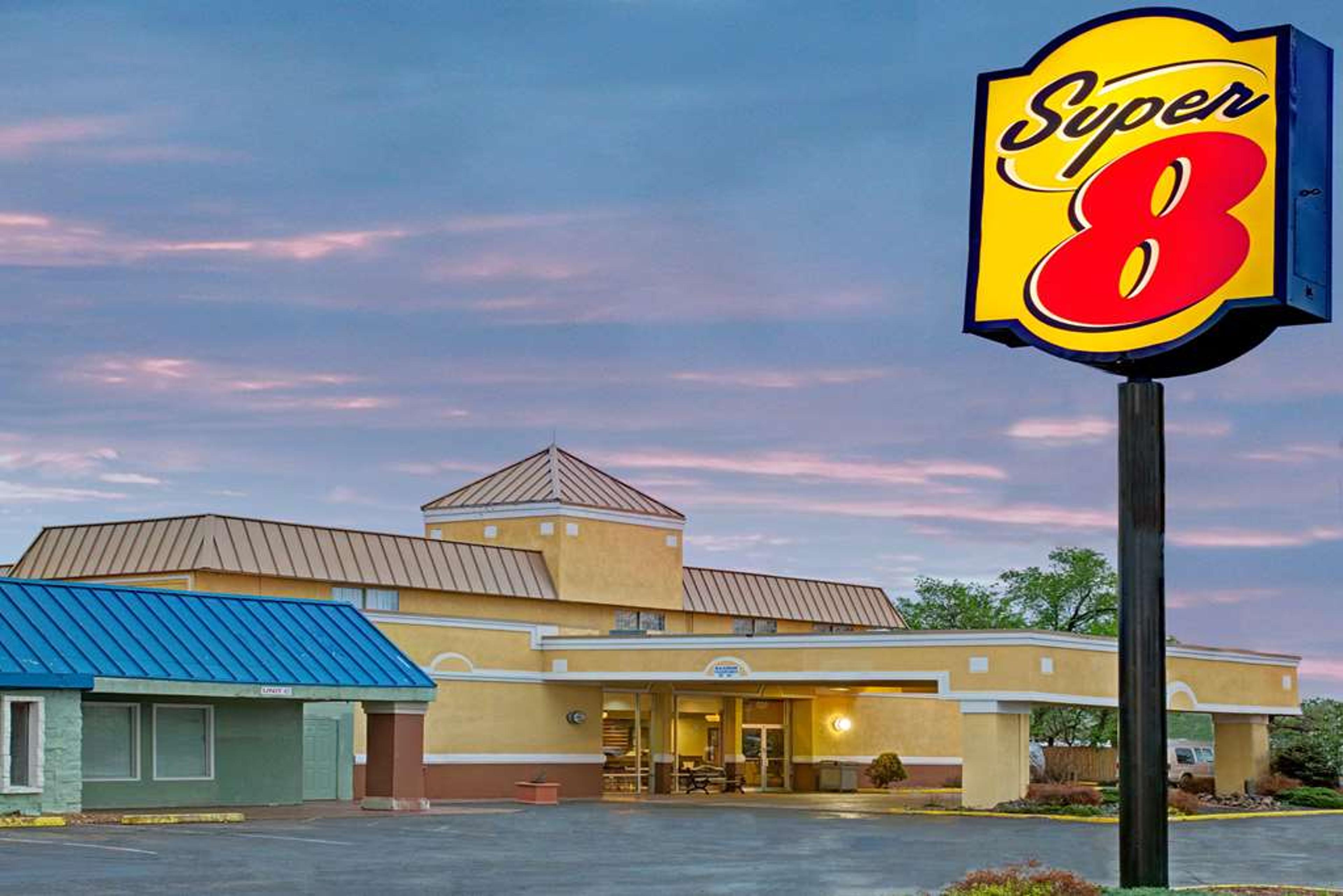 SUPER 8 BY WYNDHAM WHEAT RIDGE/DENV