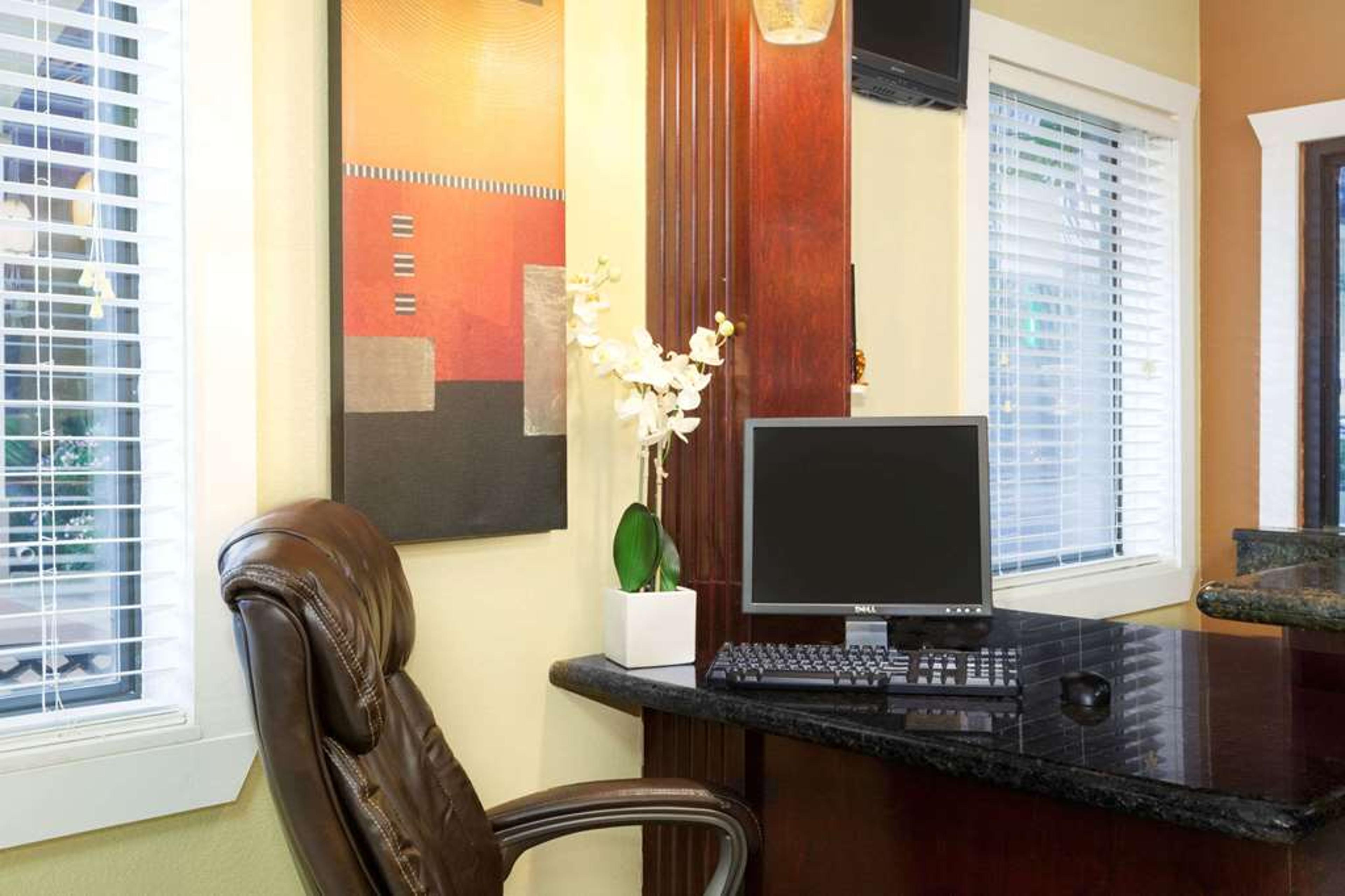 Hotel Photo 4