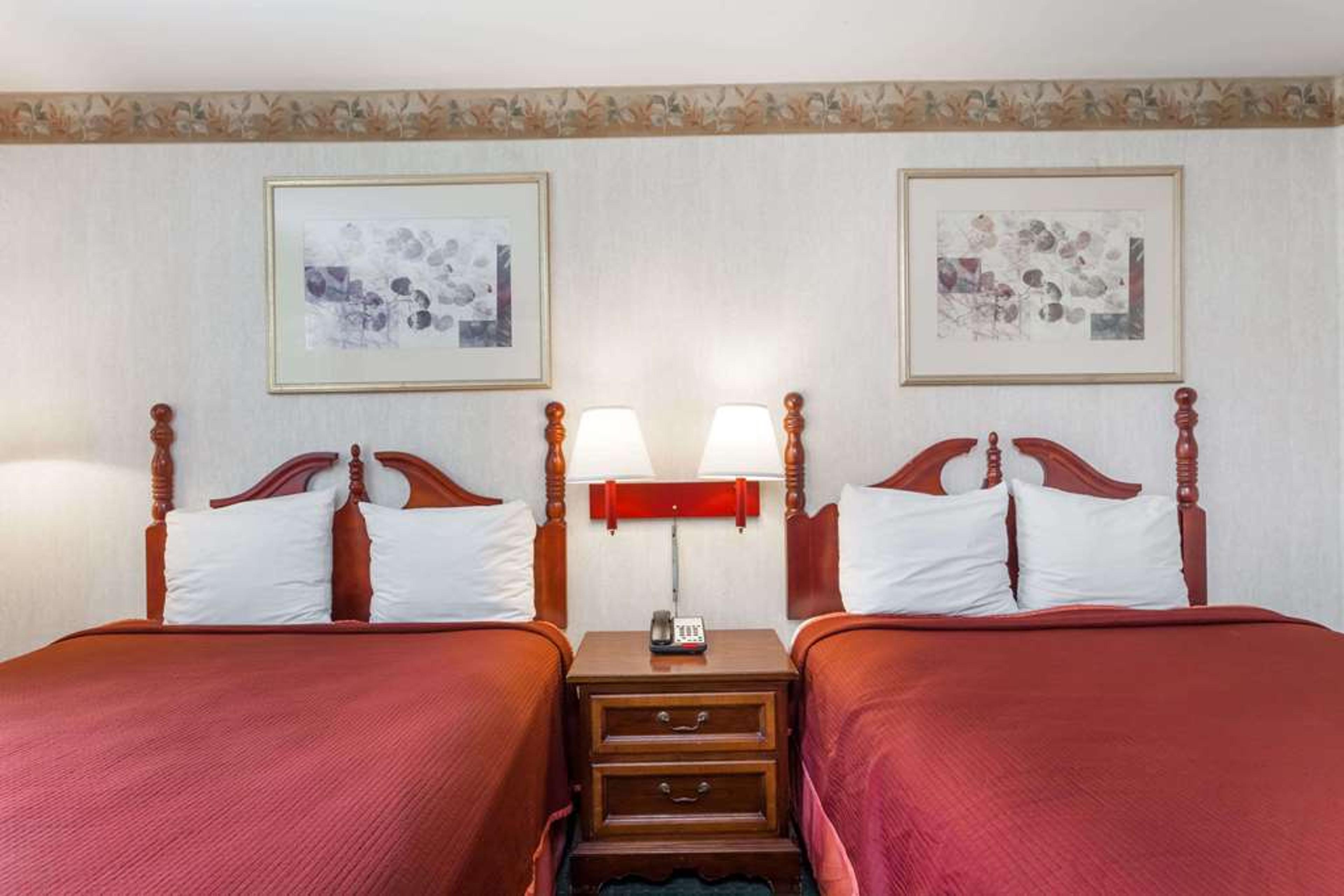 TRAVELODGE GREAT BARRINGTON